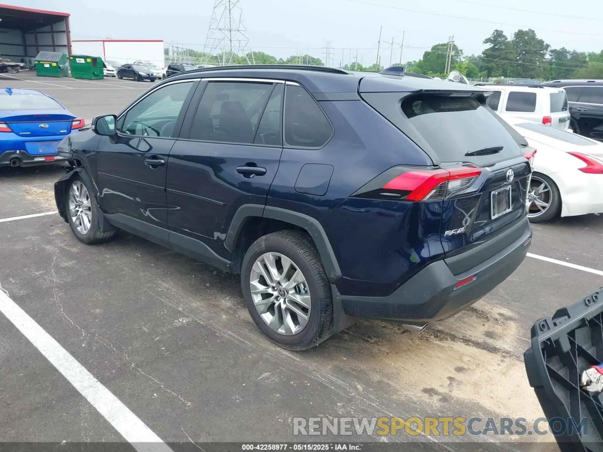 3 fotografías del automóvil dañado 2T3A1RFV3SW498119 TOYOTA RAV4 2025