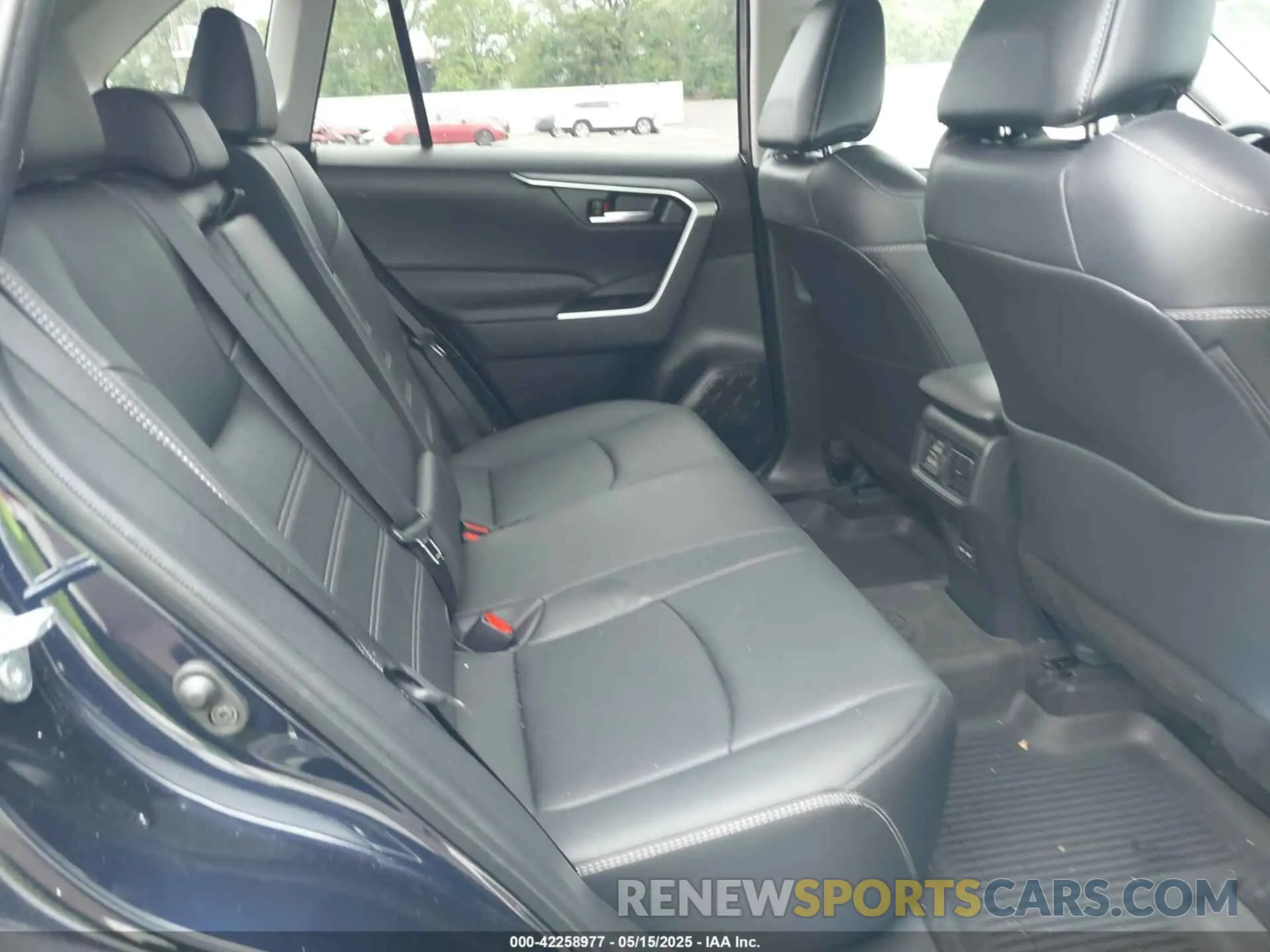 8 fotografías del automóvil dañado 2T3A1RFV3SW498119 TOYOTA RAV4 2025