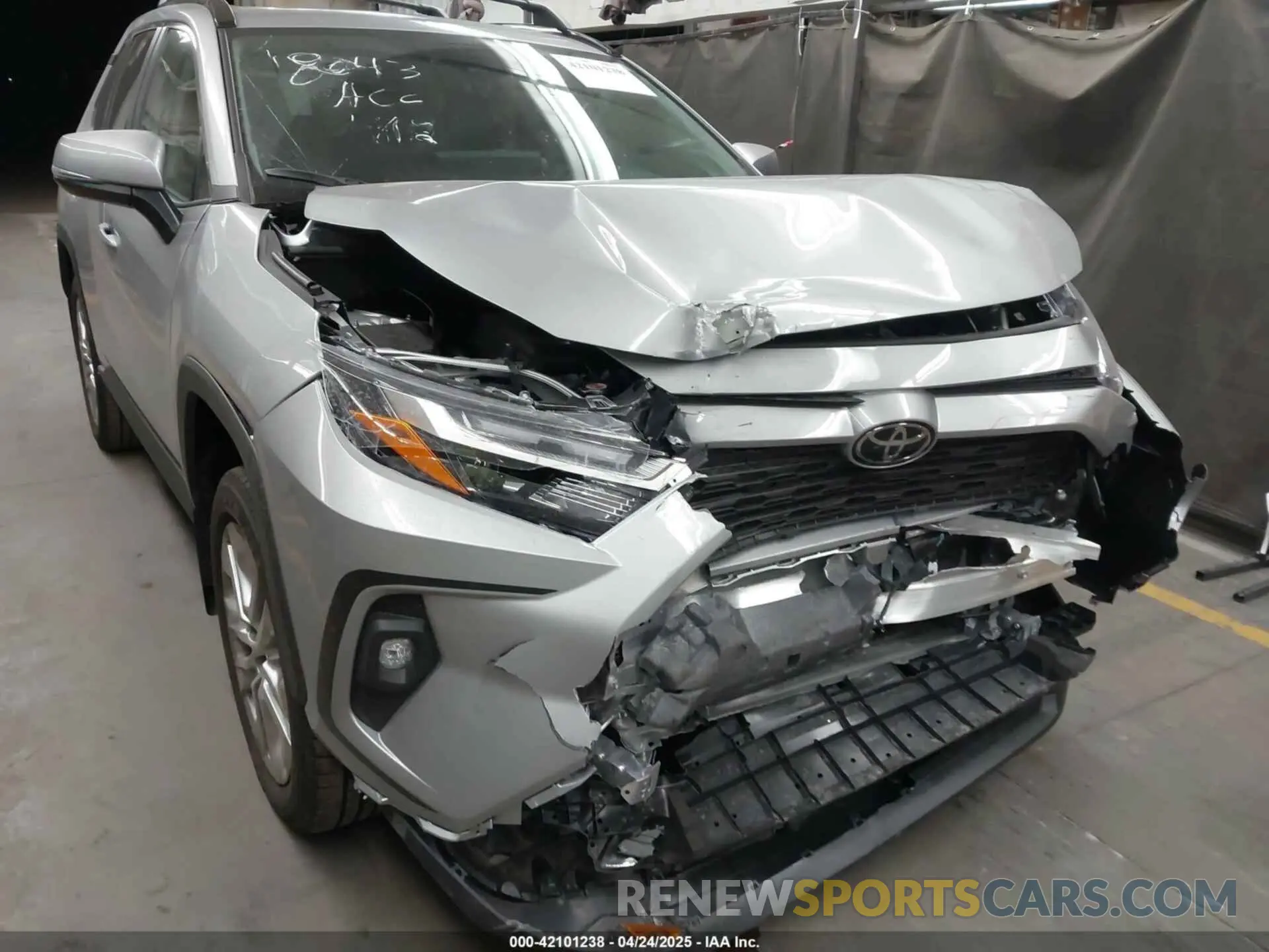 6 fotografías del automóvil dañado 2T3A1RFV9SW522259 TOYOTA RAV4 2025