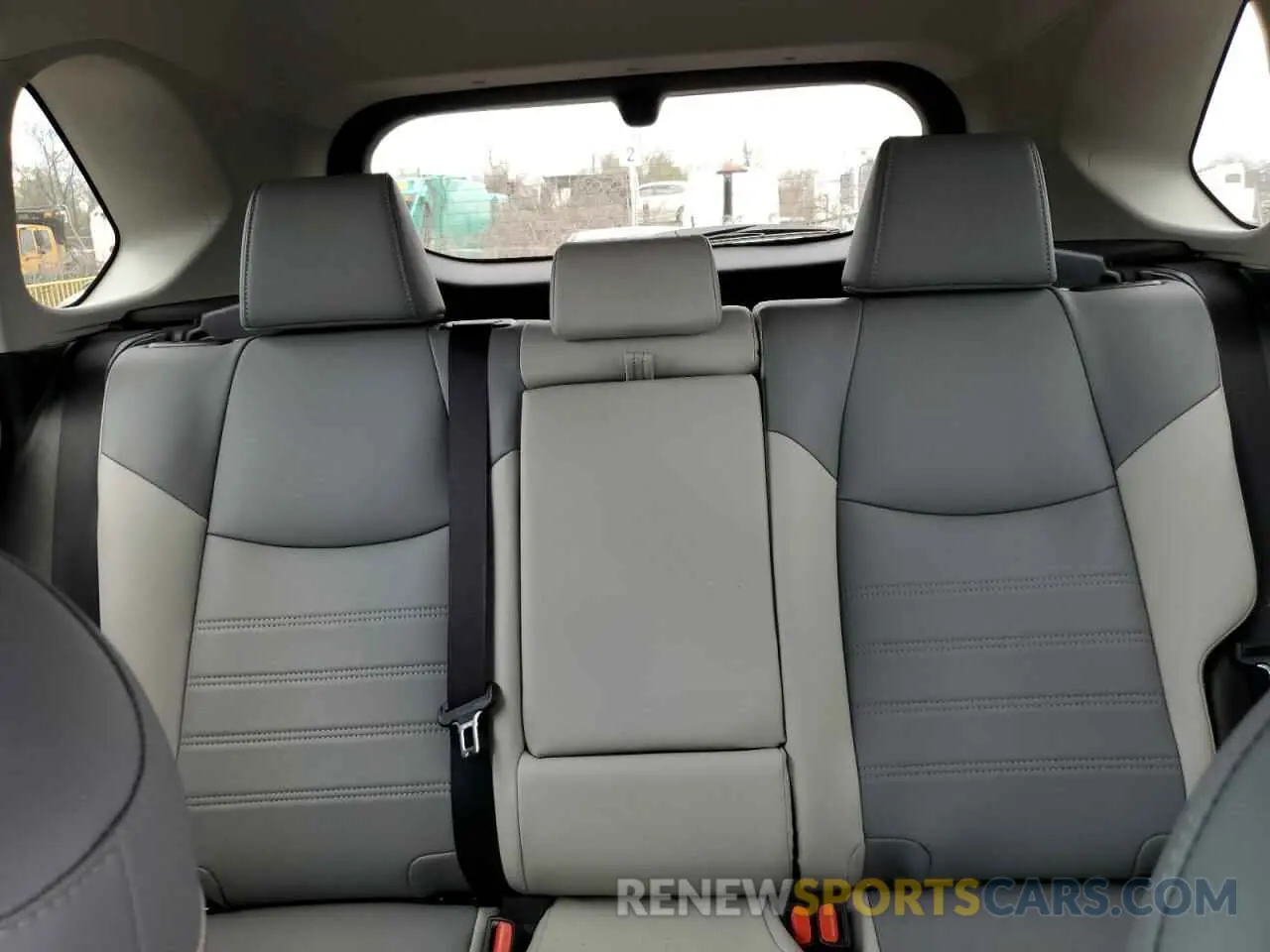 10 fotografías del automóvil dañado 2T3B6RFV1SW087405 TOYOTA RAV4 2025