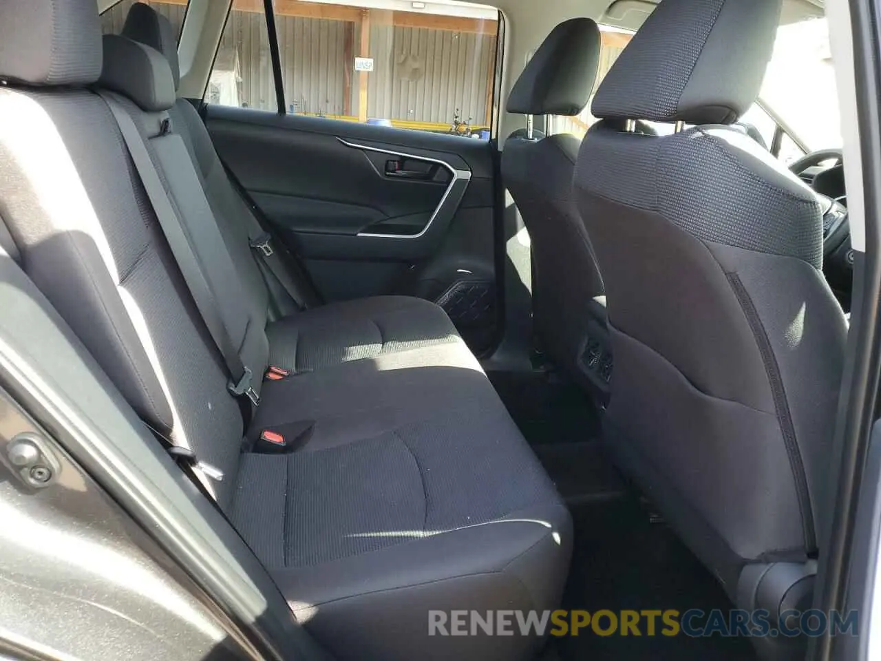 12 fotografías del automóvil dañado 2T3F1RFV7SC496610 TOYOTA RAV4 2025
