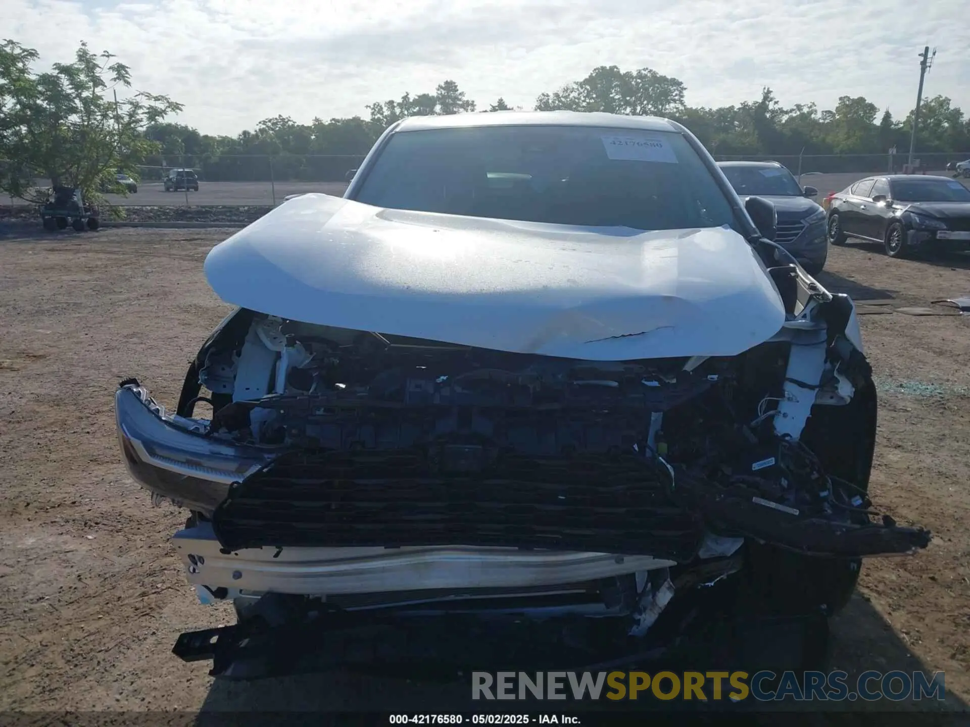 13 fotografías del automóvil dañado 2T3H1RFV1SC306602 TOYOTA RAV4 2025