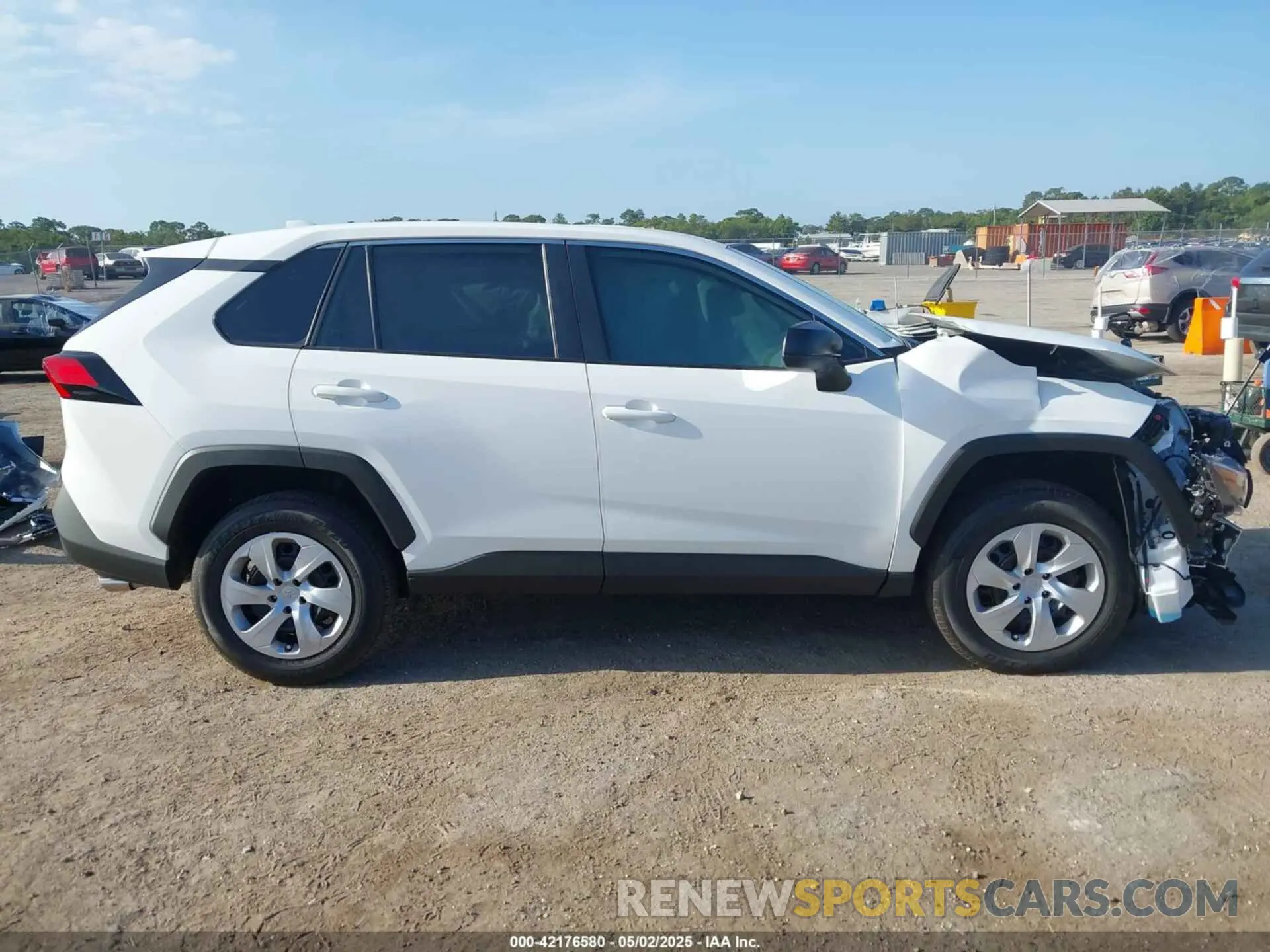 14 fotografías del automóvil dañado 2T3H1RFV1SC306602 TOYOTA RAV4 2025