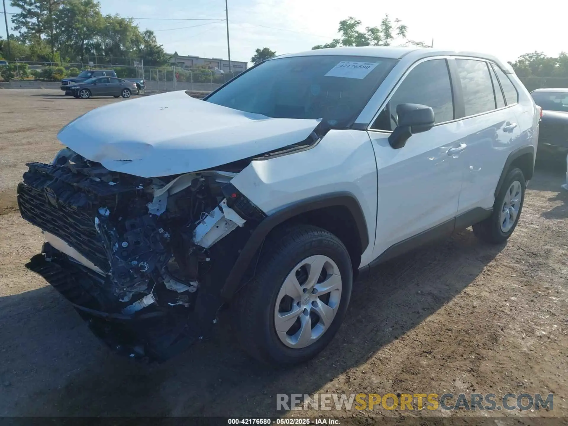 2 fotografías del automóvil dañado 2T3H1RFV1SC306602 TOYOTA RAV4 2025