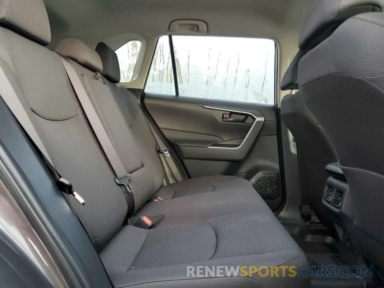 11 fotografías del automóvil dañado 2T3H1RFV1SW367138 TOYOTA RAV4 2025