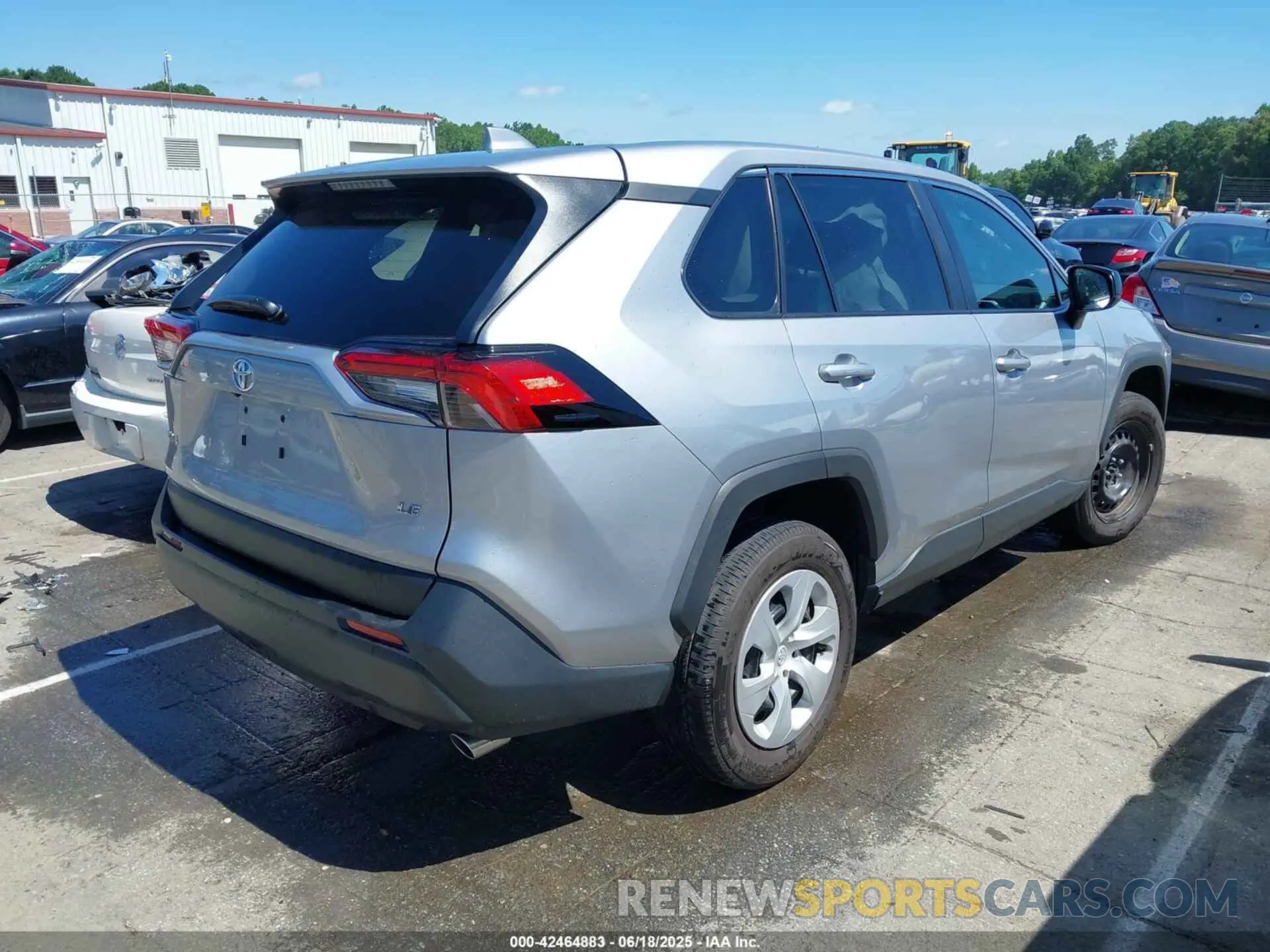 4 fotografías del automóvil dañado 2T3H1RFV4SC303869 TOYOTA RAV4 2025