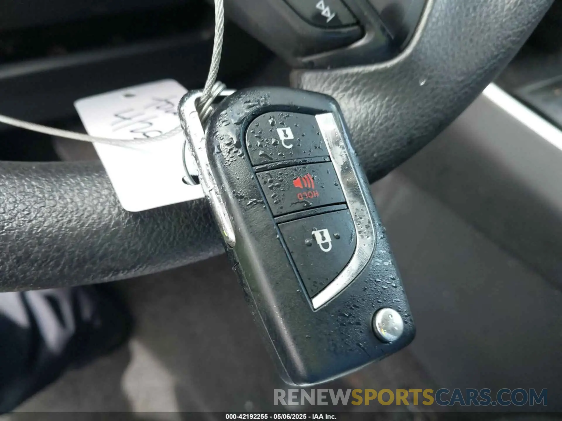 11 fotografías del automóvil dañado 2T3H1RFV6SC309785 TOYOTA RAV4 2025