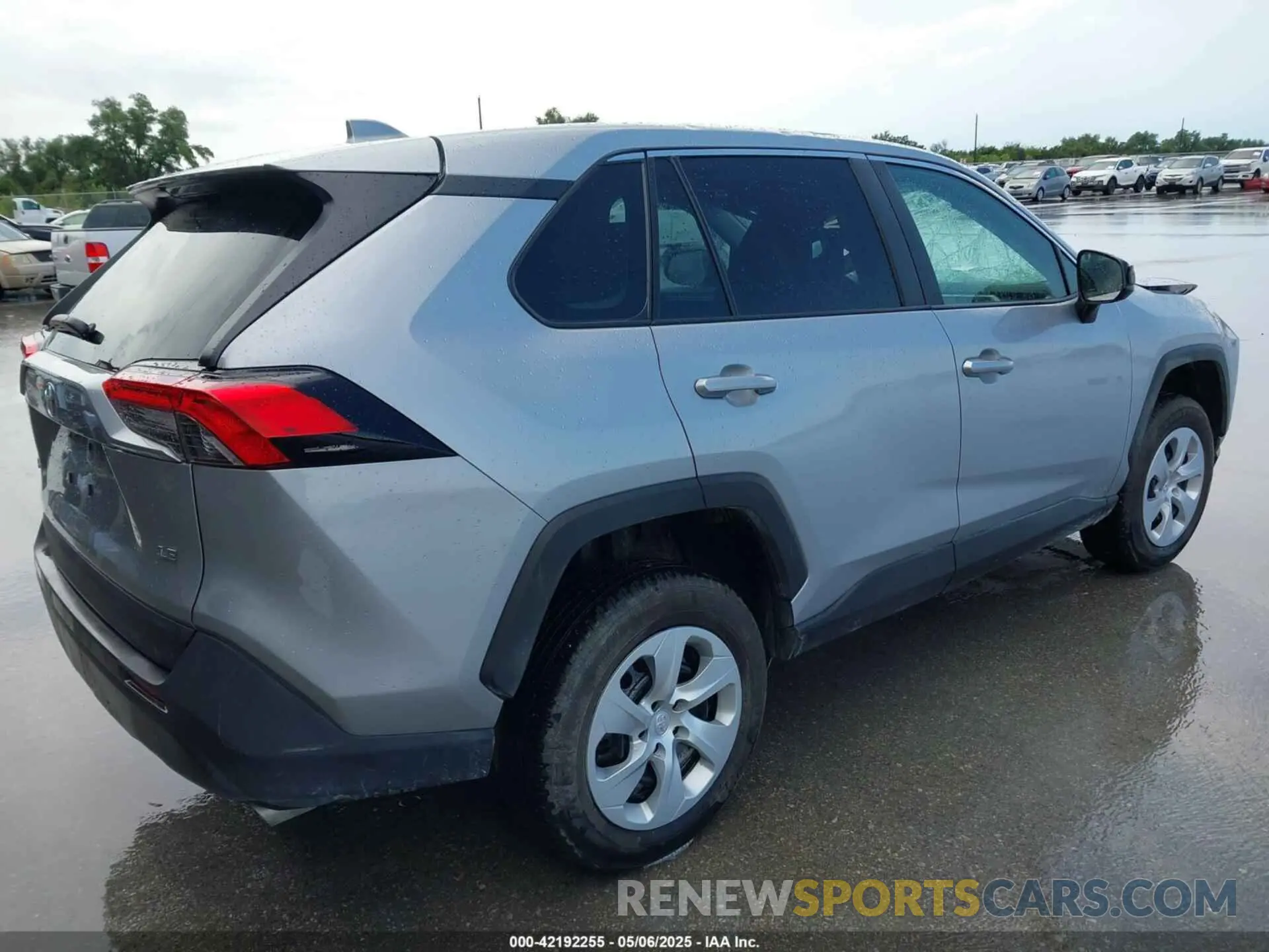 4 fotografías del automóvil dañado 2T3H1RFV6SC309785 TOYOTA RAV4 2025