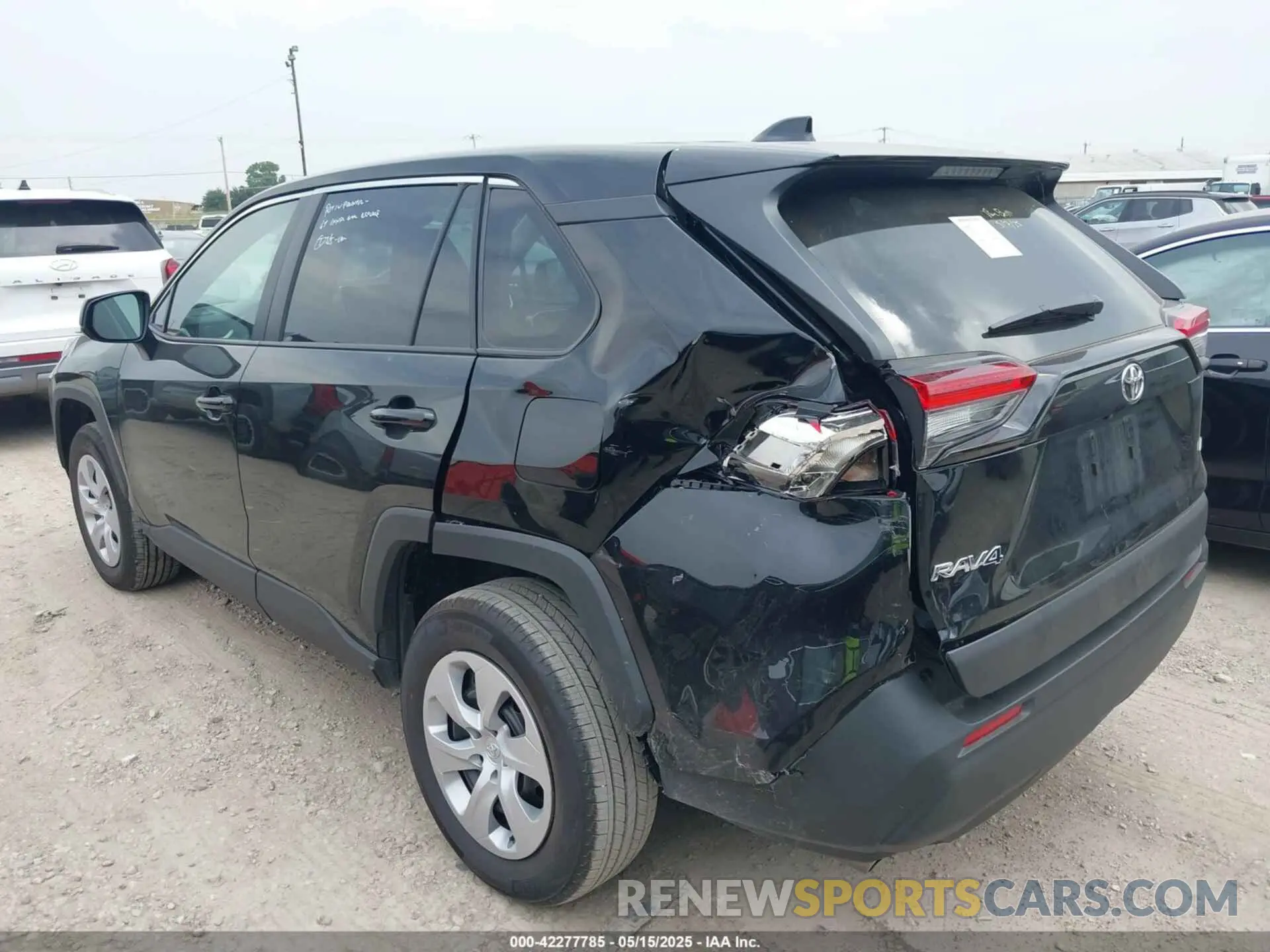3 fotografías del automóvil dañado 2T3H1RFV6SW379978 TOYOTA RAV4 2025