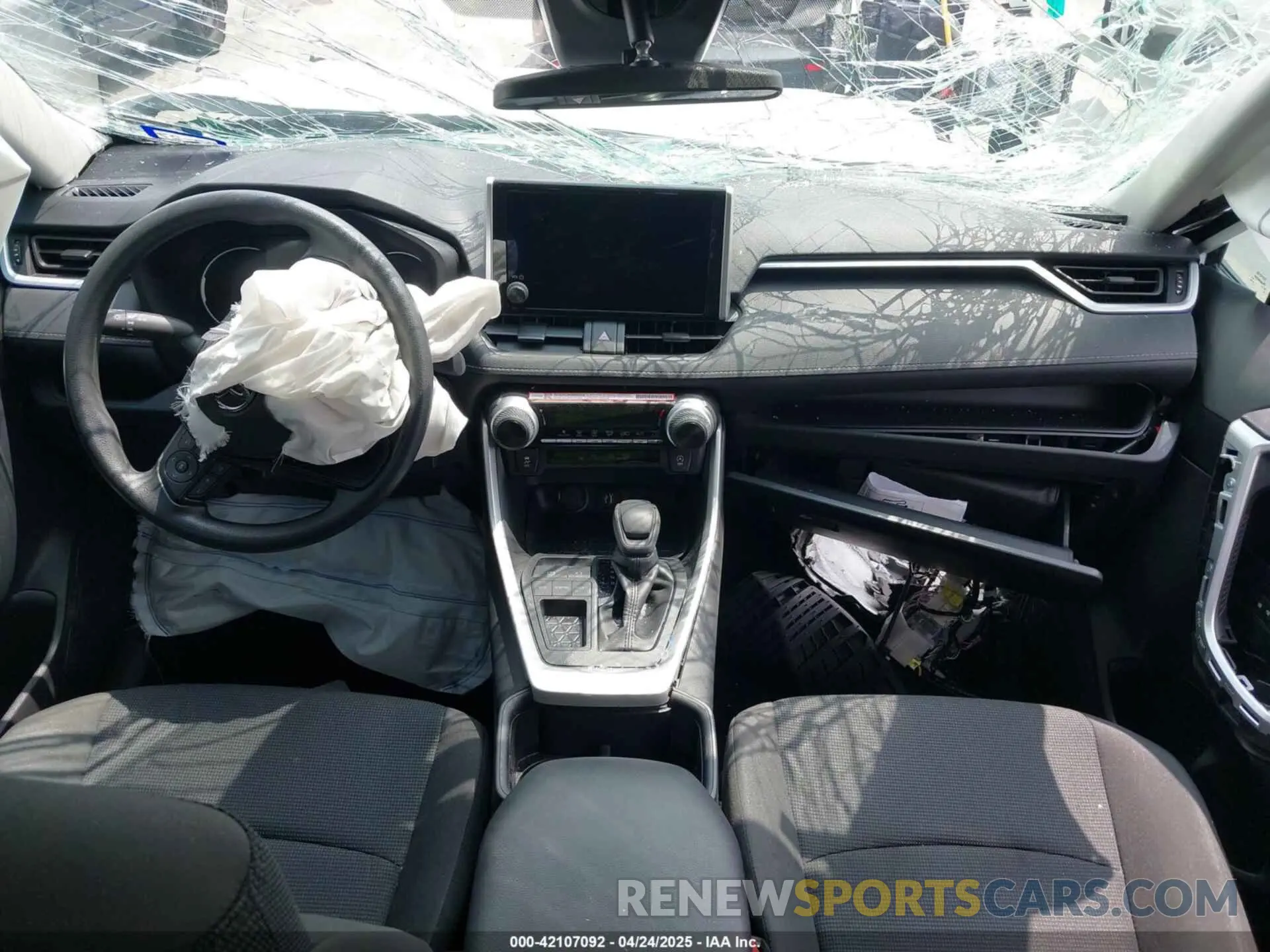 5 fotografías del automóvil dañado 2T3H1RFV7SC321489 TOYOTA RAV4 2025