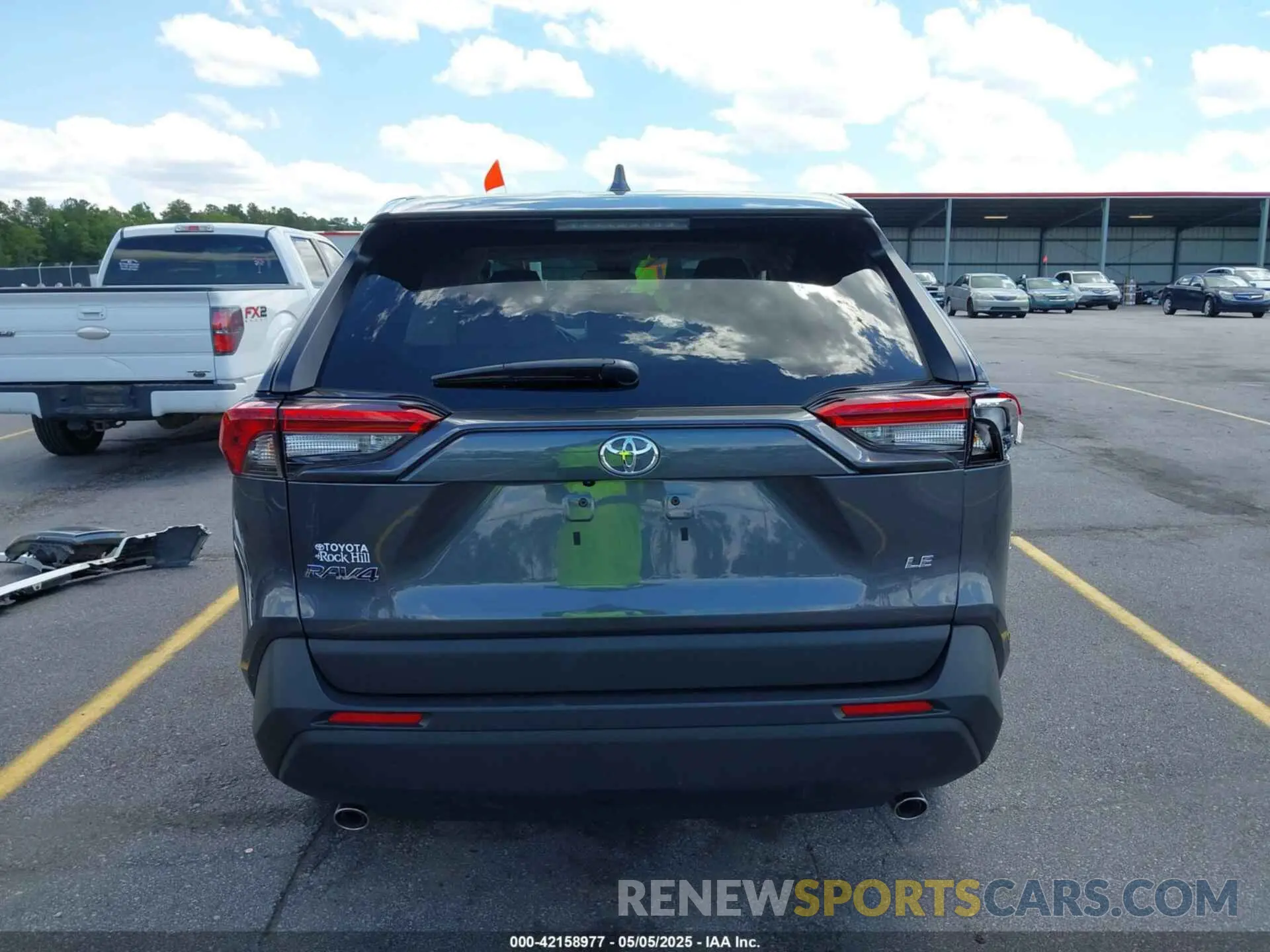 17 fotografías del automóvil dañado 2T3K1RFV1SC312566 TOYOTA RAV4 2025
