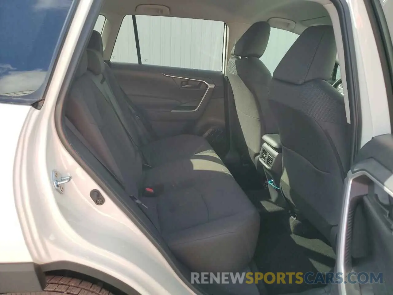 11 fotografías del automóvil dañado 2T3K1RFV6SC303992 TOYOTA RAV4 2025