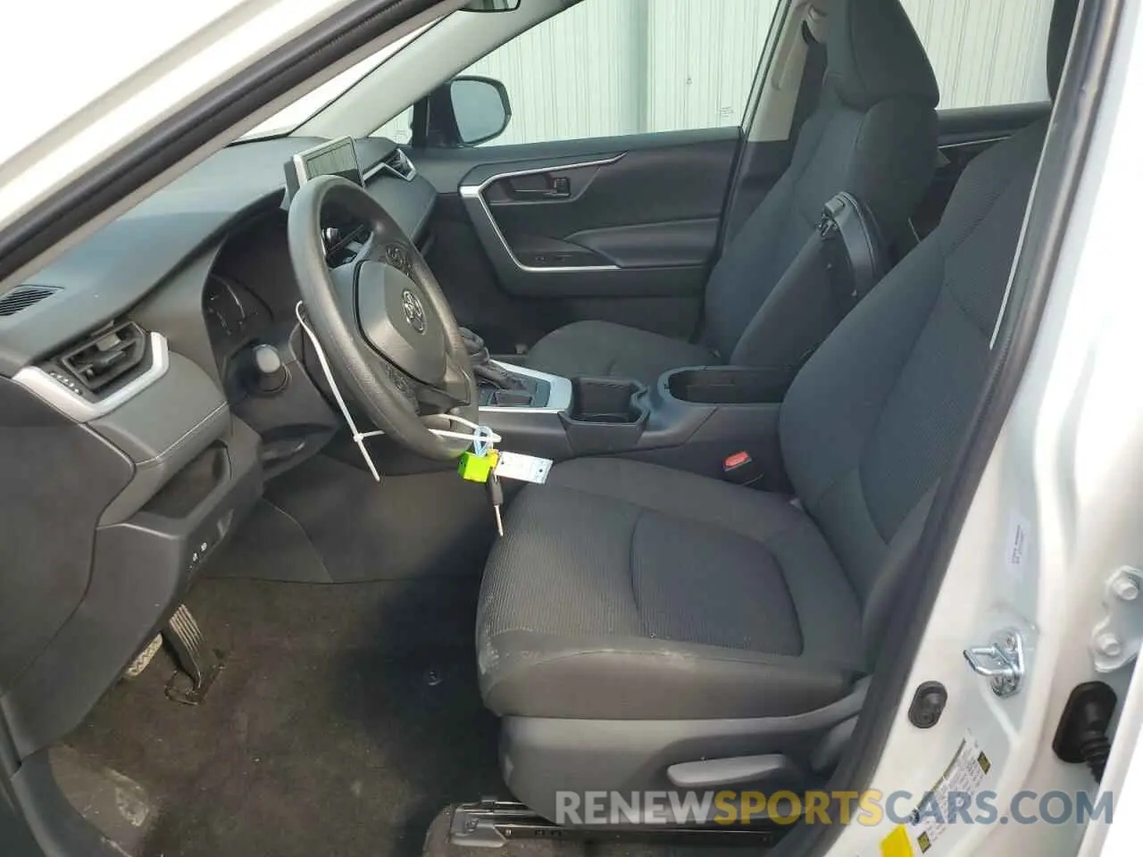 7 fotografías del automóvil dañado 2T3K1RFV6SC303992 TOYOTA RAV4 2025
