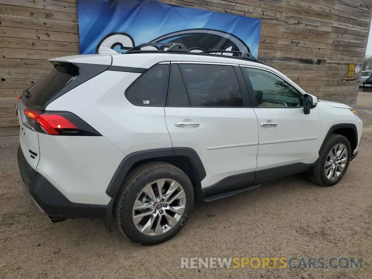 3 fotografías del automóvil dañado 2T3N1RFV4SW517522 TOYOTA RAV4 2025