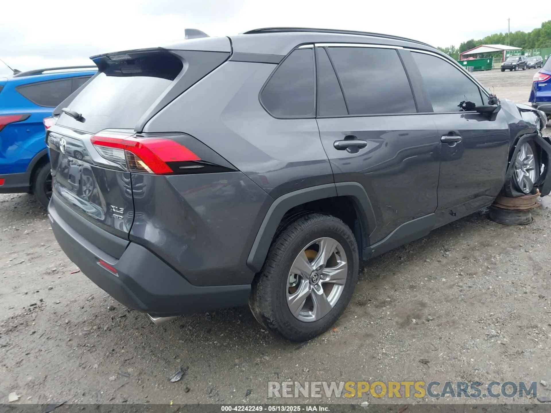 4 fotografías del automóvil dañado 2T3P1RFV9SC501780 TOYOTA RAV4 2025