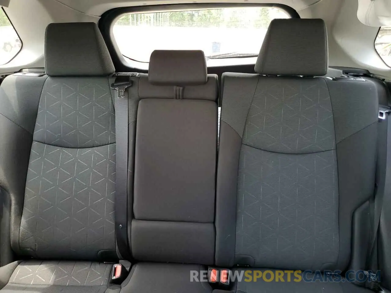 10 fotografías del automóvil dañado 2T3W1RFV0SC304346 TOYOTA RAV4 2025