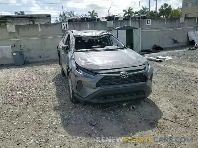 13 fotografías del automóvil dañado 2T3W1RFV4SC320968 TOYOTA RAV4 2025