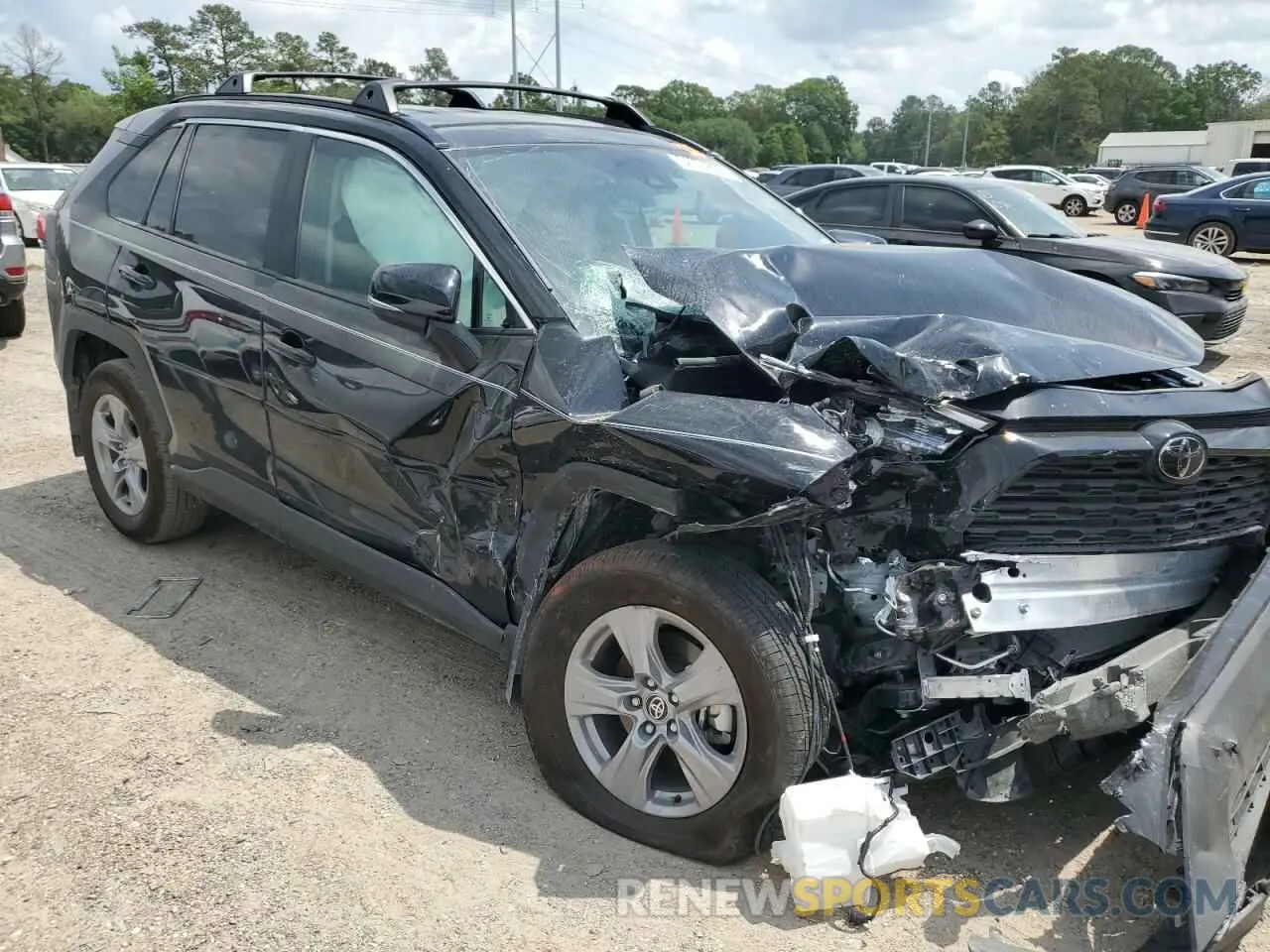 4 fotografías del automóvil dañado 2T3W1RFV4SW371577 TOYOTA RAV4 2025