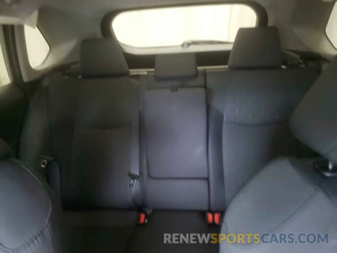 10 fotografías del automóvil dañado 2T3W1RFV4SW382336 TOYOTA RAV4 2025