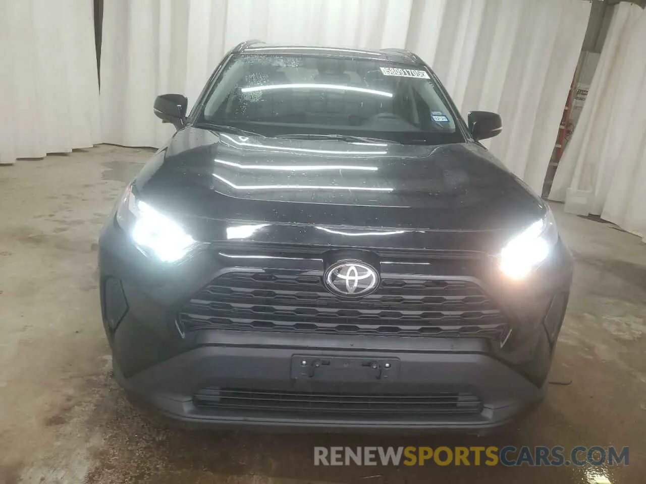 5 fotografías del automóvil dañado 2T3W1RFV4SW382336 TOYOTA RAV4 2025