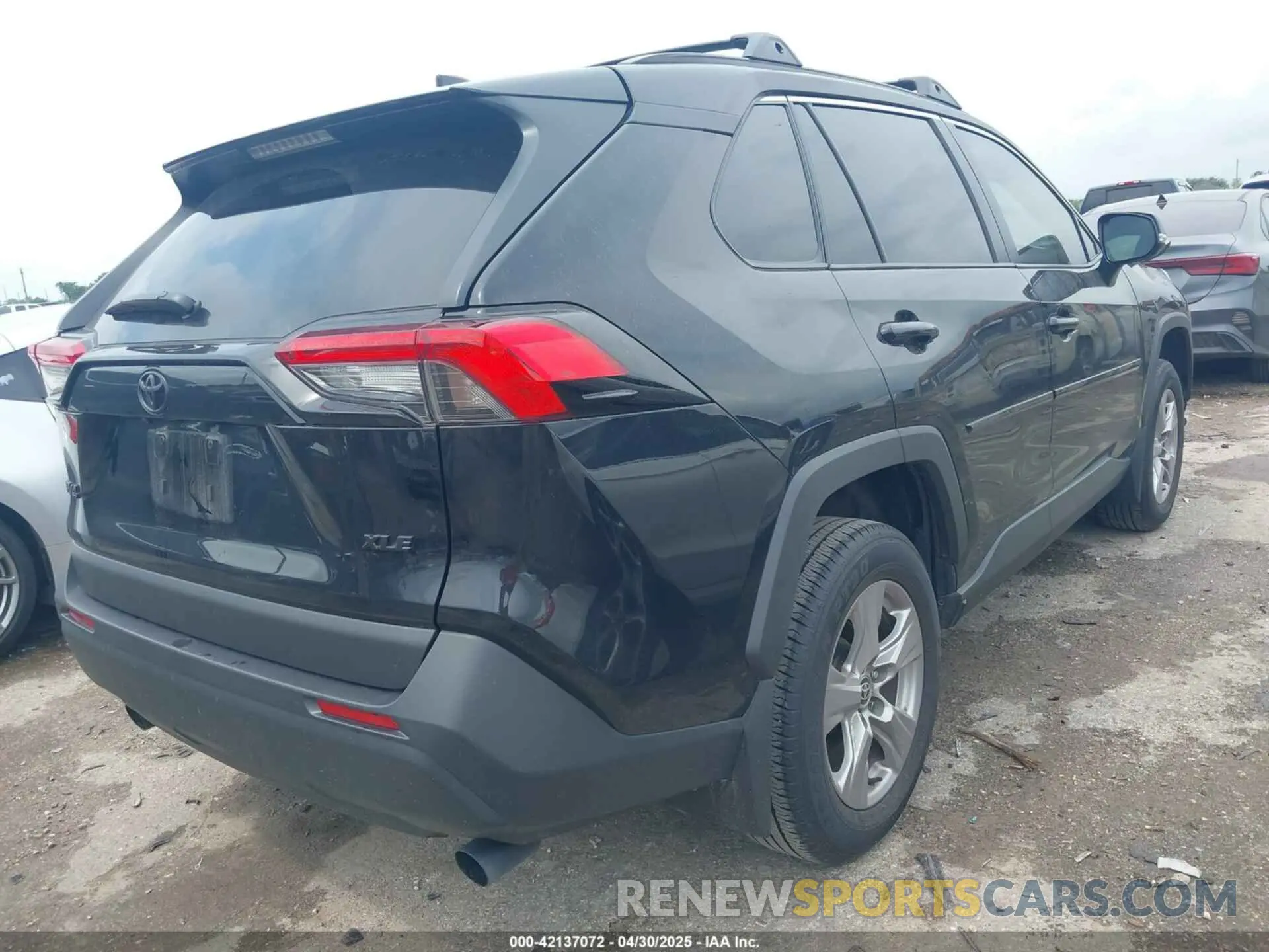 4 fotografías del automóvil dañado 2T3W1RFV5SC311437 TOYOTA RAV4 2025