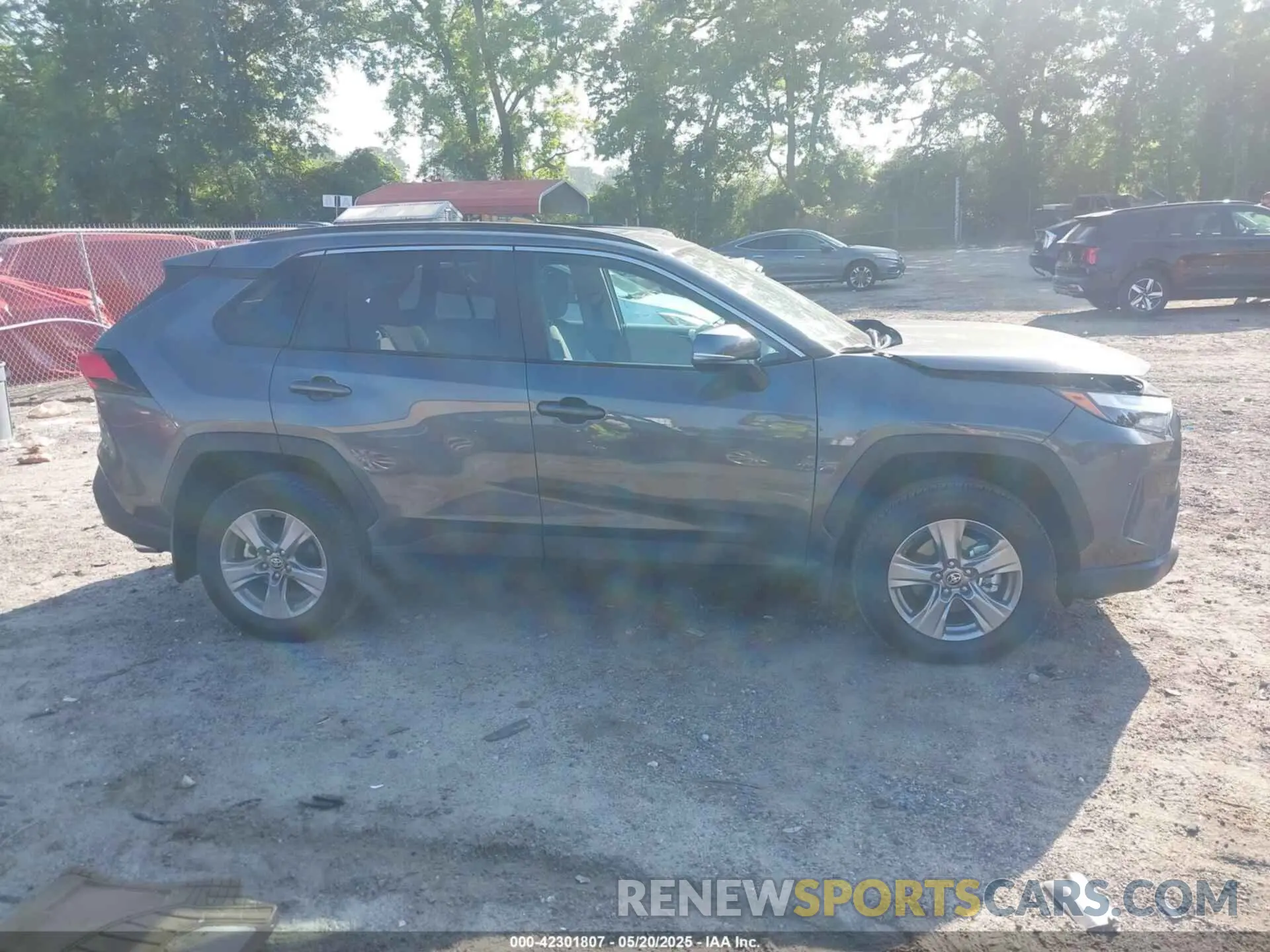 13 fotografías del automóvil dañado 2T3W1RFV7SC310614 TOYOTA RAV4 2025