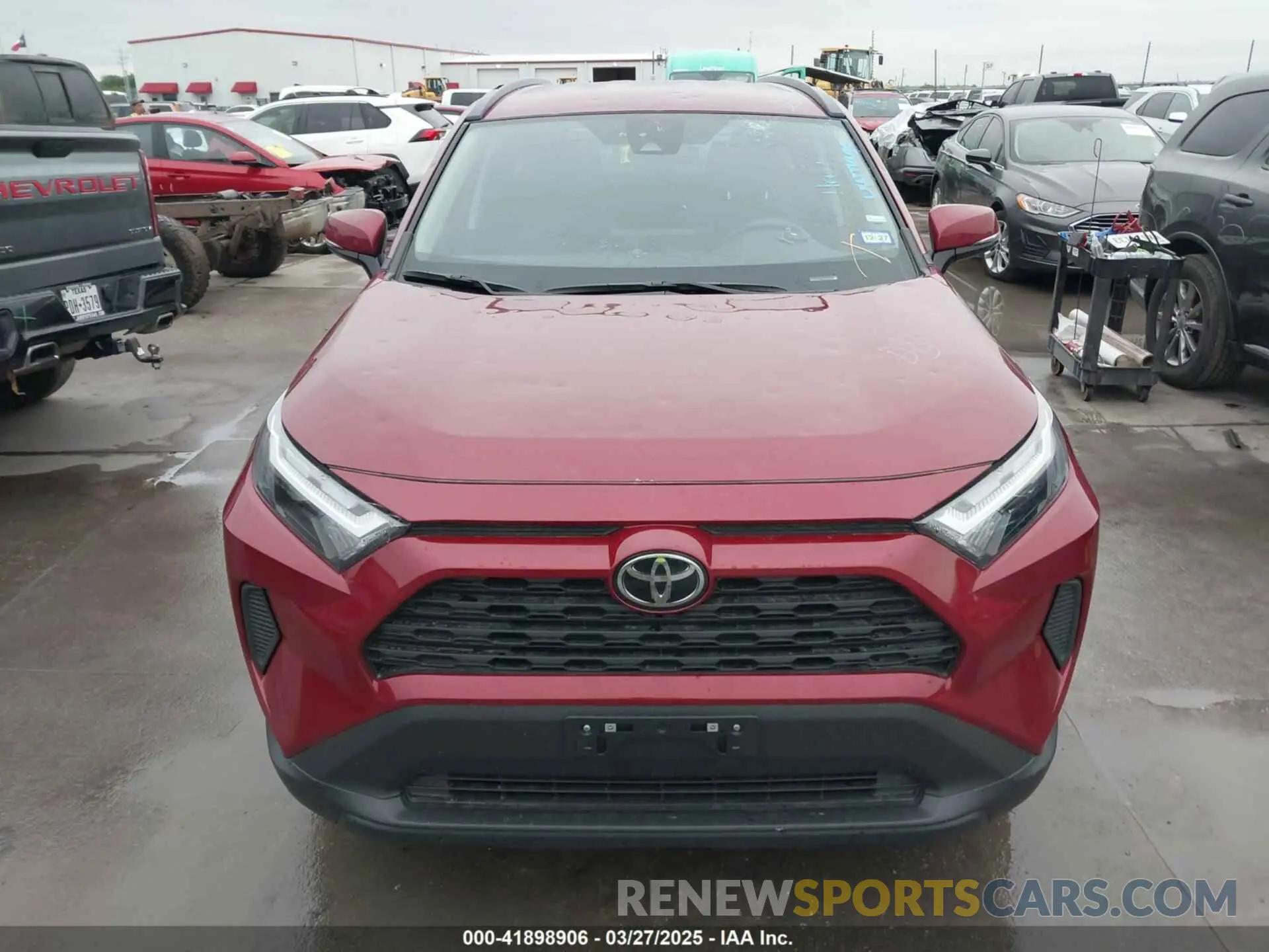 12 fotografías del automóvil dañado 2T3W1RFV7SW372836 TOYOTA RAV4 2025