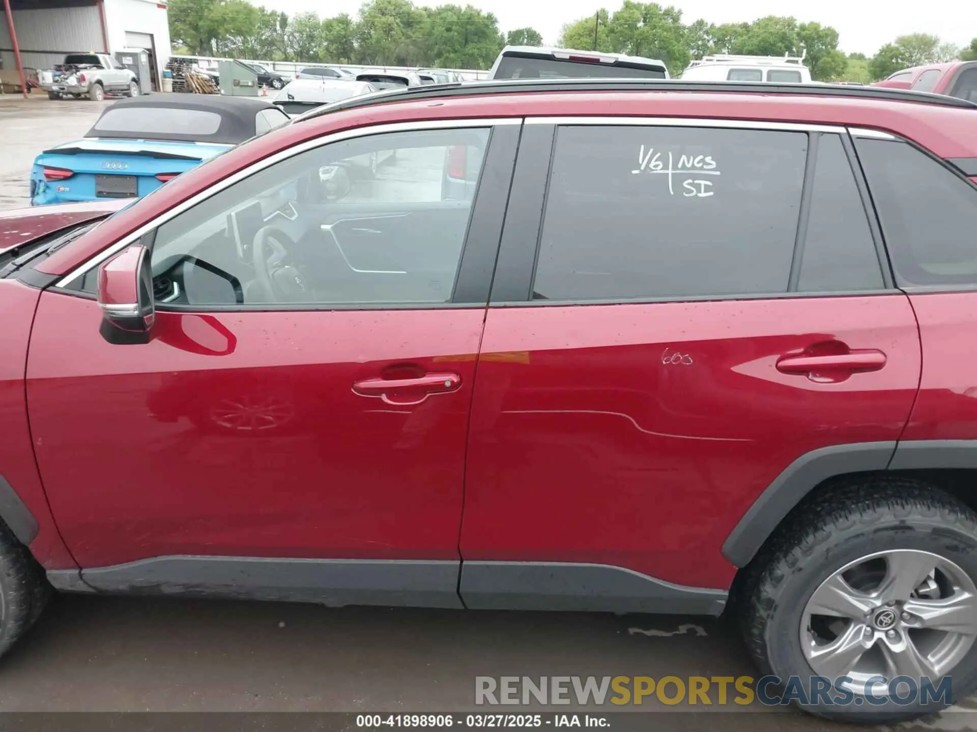 14 fotografías del automóvil dañado 2T3W1RFV7SW372836 TOYOTA RAV4 2025