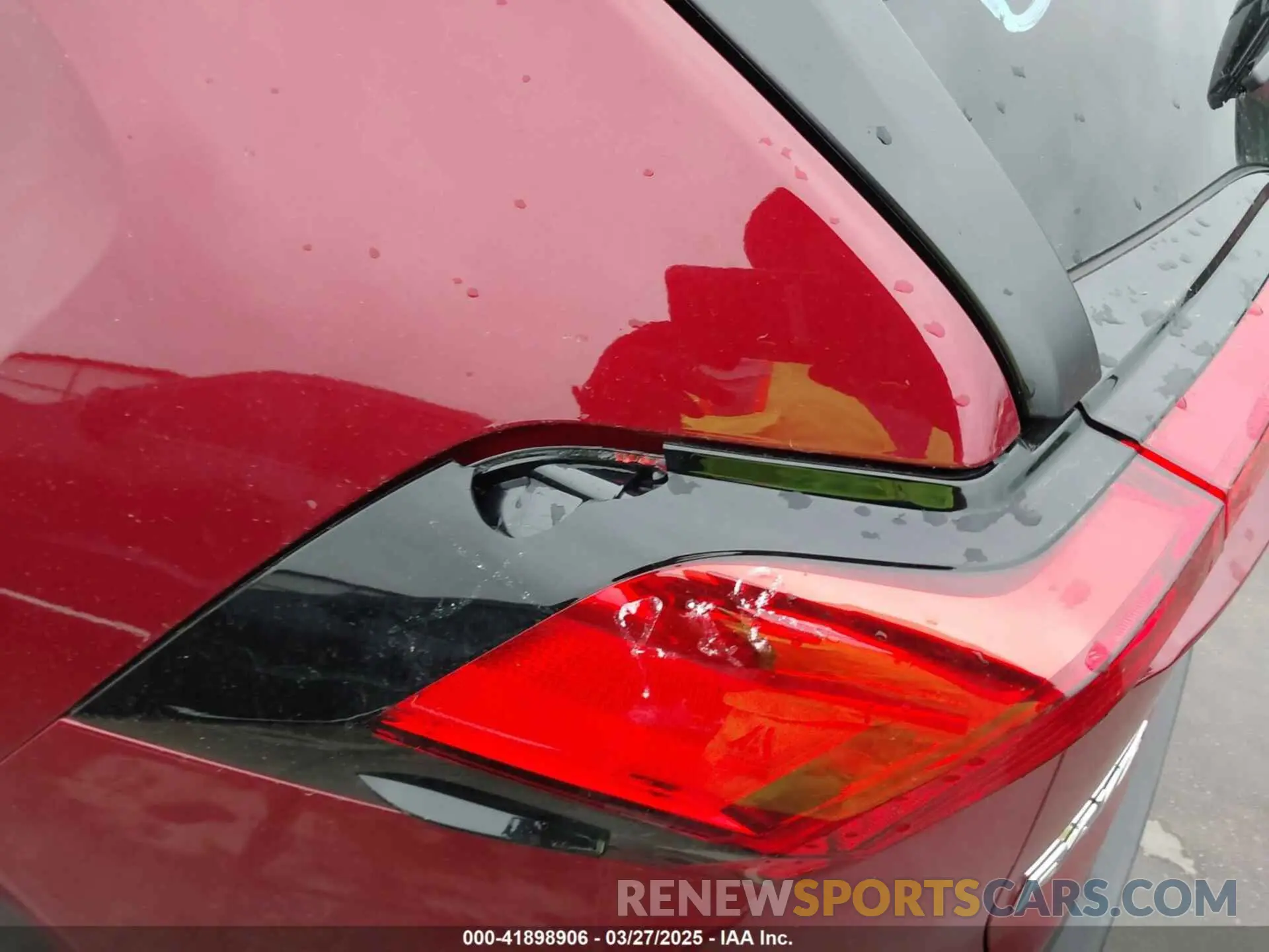 17 fotografías del automóvil dañado 2T3W1RFV7SW372836 TOYOTA RAV4 2025