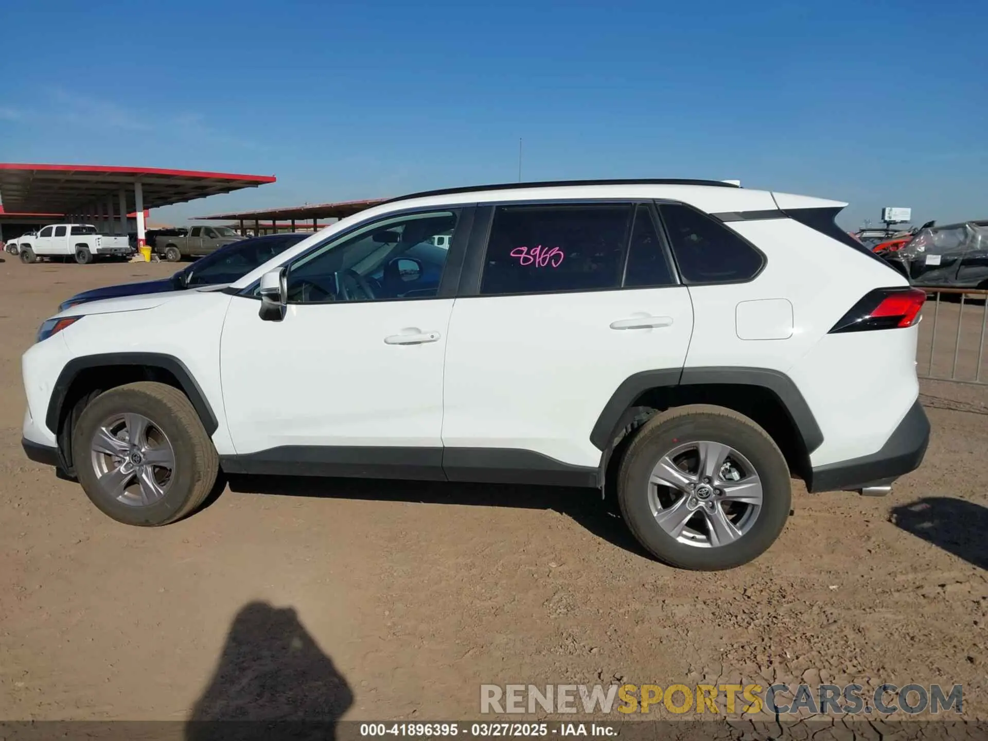 14 fotografías del automóvil dañado 2T3W1RFV9SW366293 TOYOTA RAV4 2025