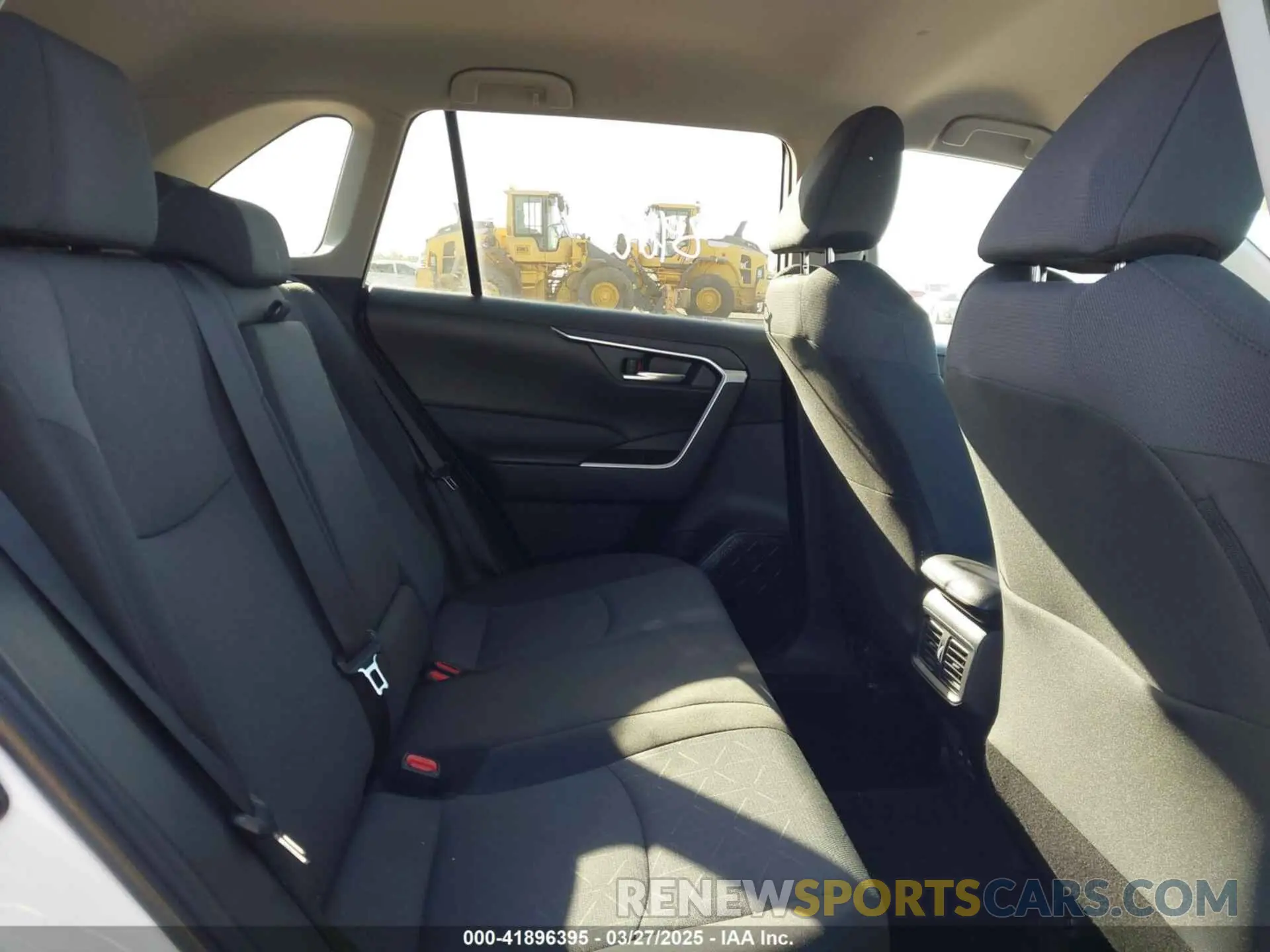 8 fotografías del automóvil dañado 2T3W1RFV9SW366293 TOYOTA RAV4 2025