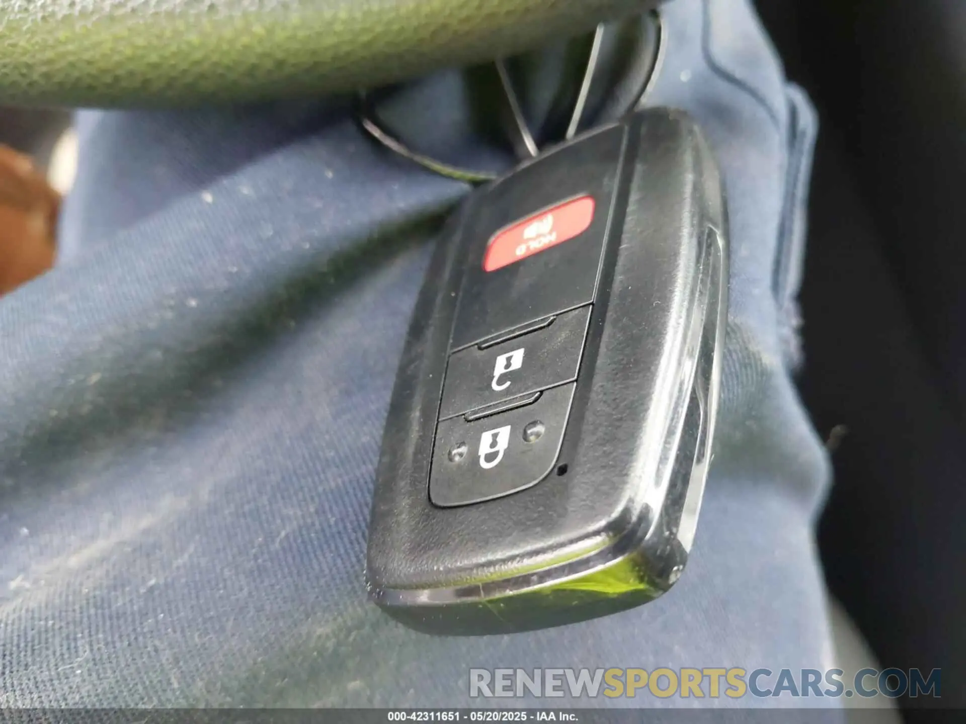 11 fotografías del automóvil dañado 2T3W1RFV9SW374071 TOYOTA RAV4 2025