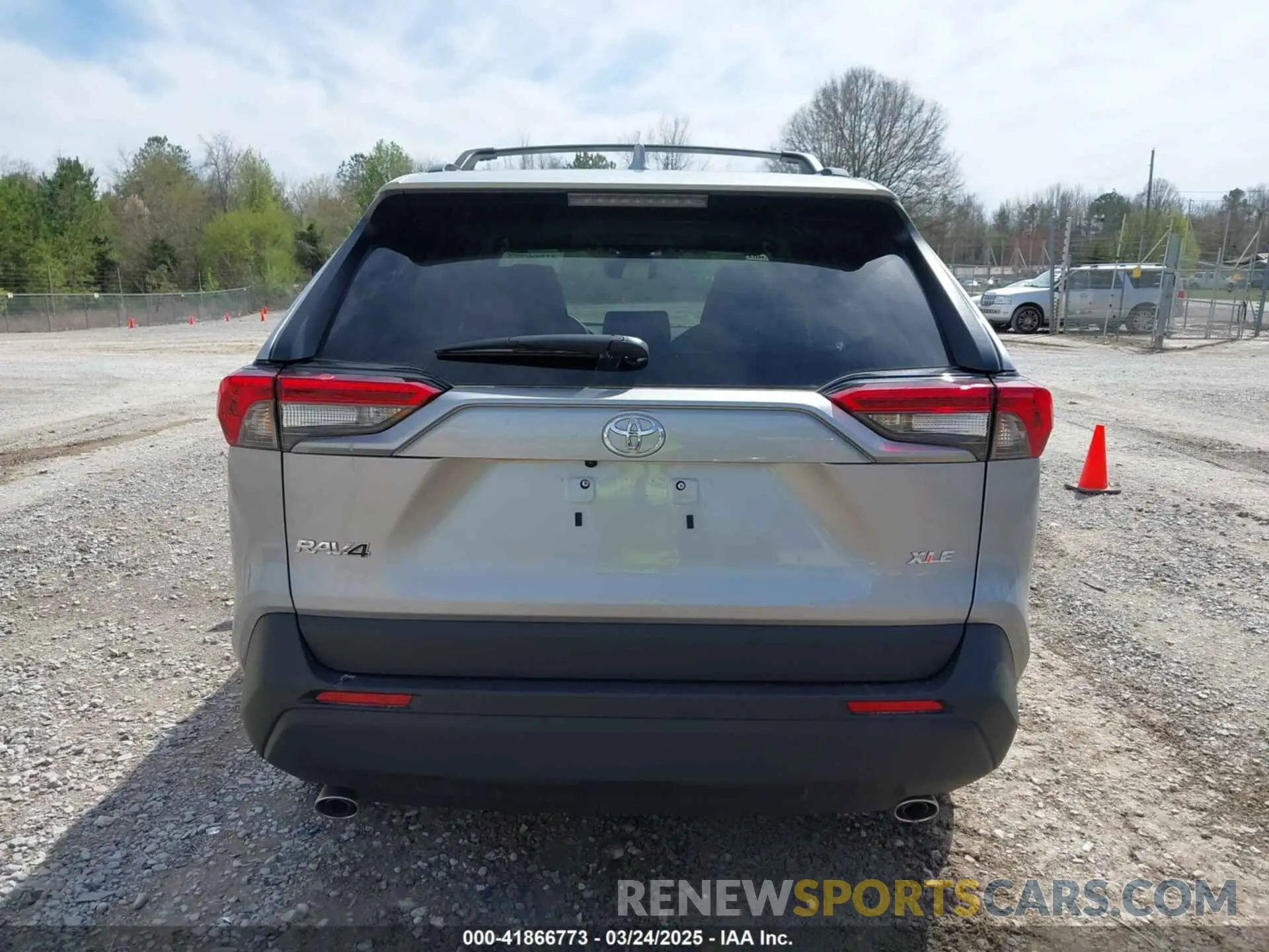 16 fotografías del automóvil dañado 2T3W1RFVXSC309764 TOYOTA RAV4 2025