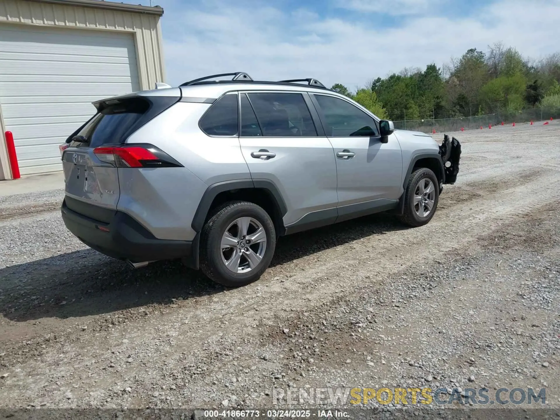 4 fotografías del automóvil dañado 2T3W1RFVXSC309764 TOYOTA RAV4 2025