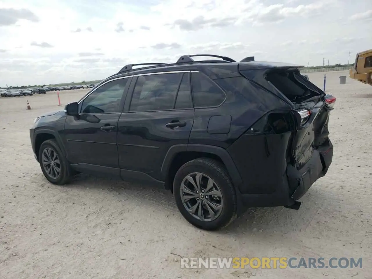 2 fotografías del automóvil dañado 4T3B6RFV0SU181775 TOYOTA RAV4 2025
