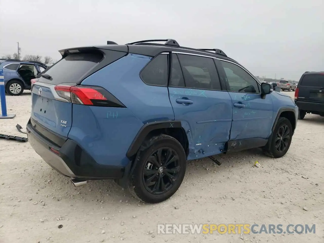 3 fotografías del automóvil dañado 4T3E6RFV6SU176402 TOYOTA RAV4 2025