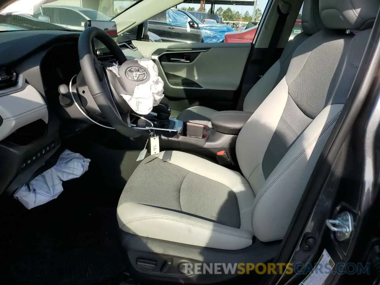7 fotografías del automóvil dañado JTMD6RFV0SD570180 TOYOTA RAV4 2025