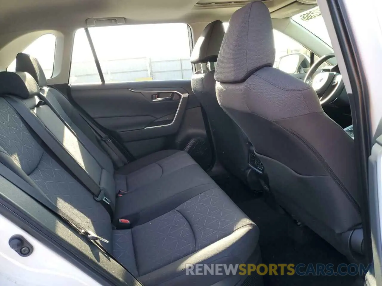 11 fotografías del automóvil dañado JTMRWRFV7SD294893 TOYOTA RAV4 2025