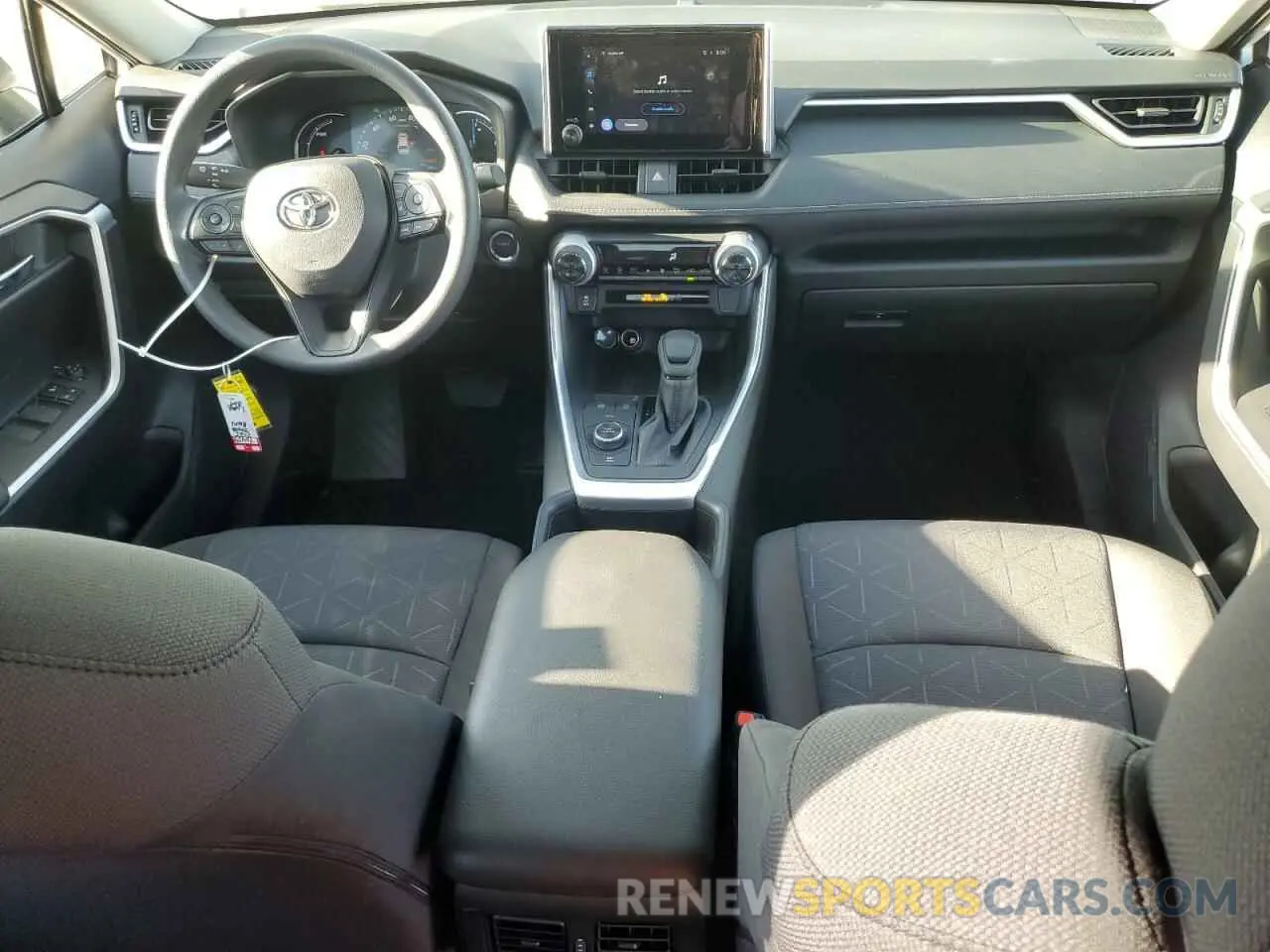 8 fotografías del automóvil dañado JTMRWRFV7SD294893 TOYOTA RAV4 2025