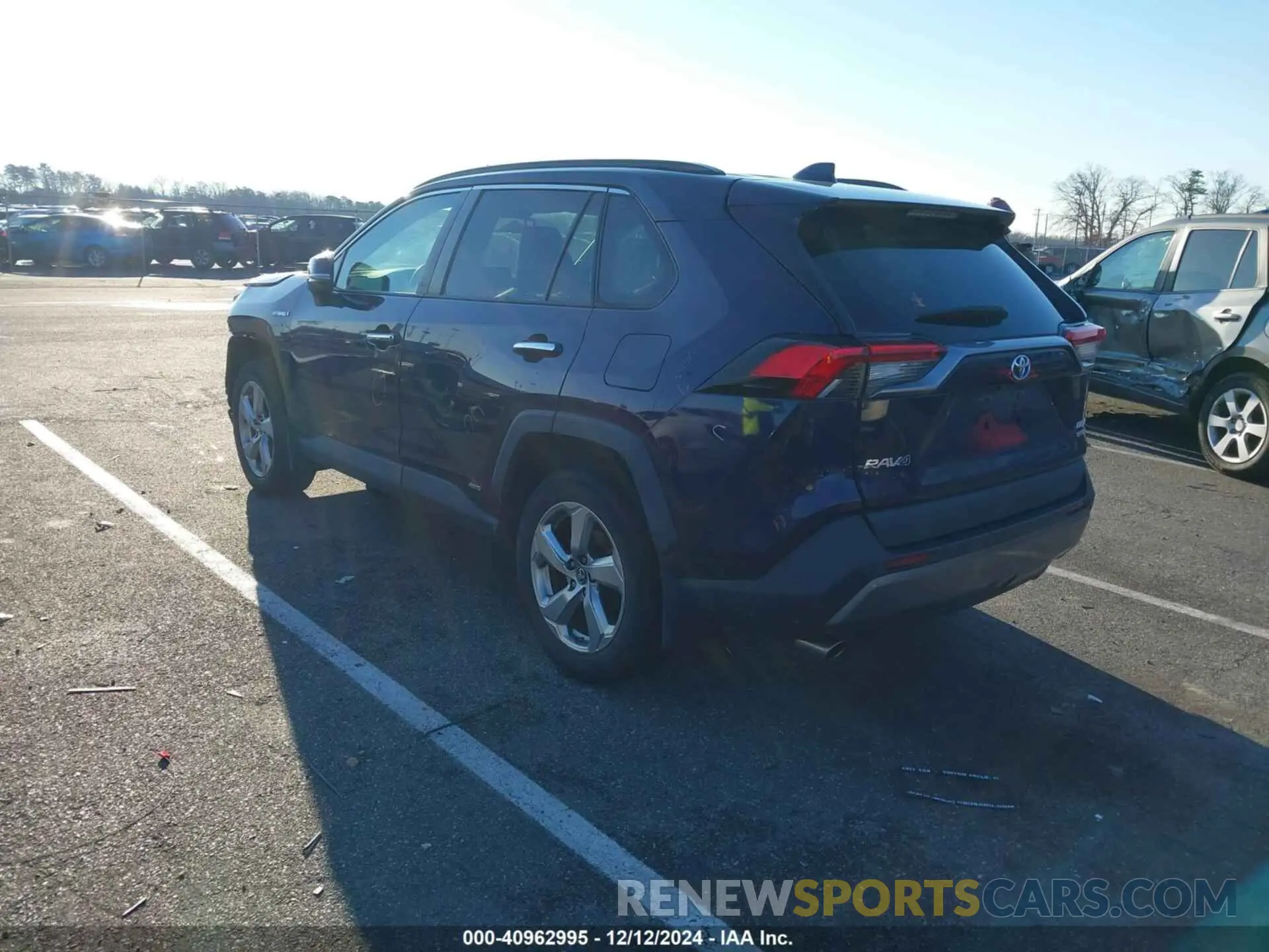3 fotografías del automóvil dañado 2T3DWRFV2KW042692 TOYOTA RAV4 HYBRID 2019