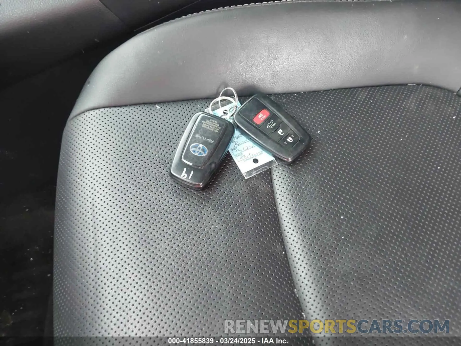11 fotografías del automóvil dañado 2T3DWRFV7KW029016 TOYOTA RAV4 HYBRID 2019