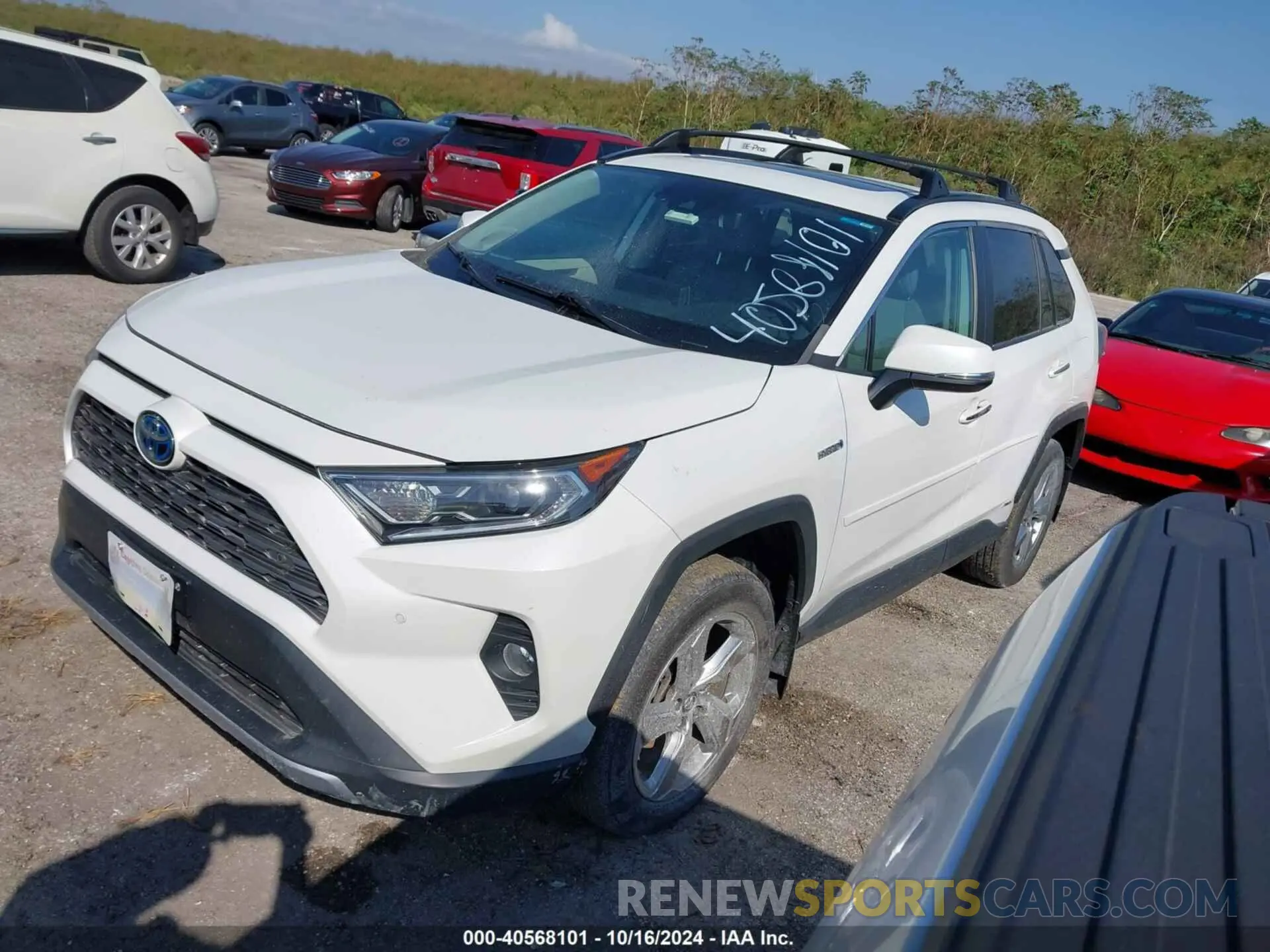 2 fotografías del automóvil dañado 2T3DWRFV8KW010071 TOYOTA RAV4 HYBRID 2019