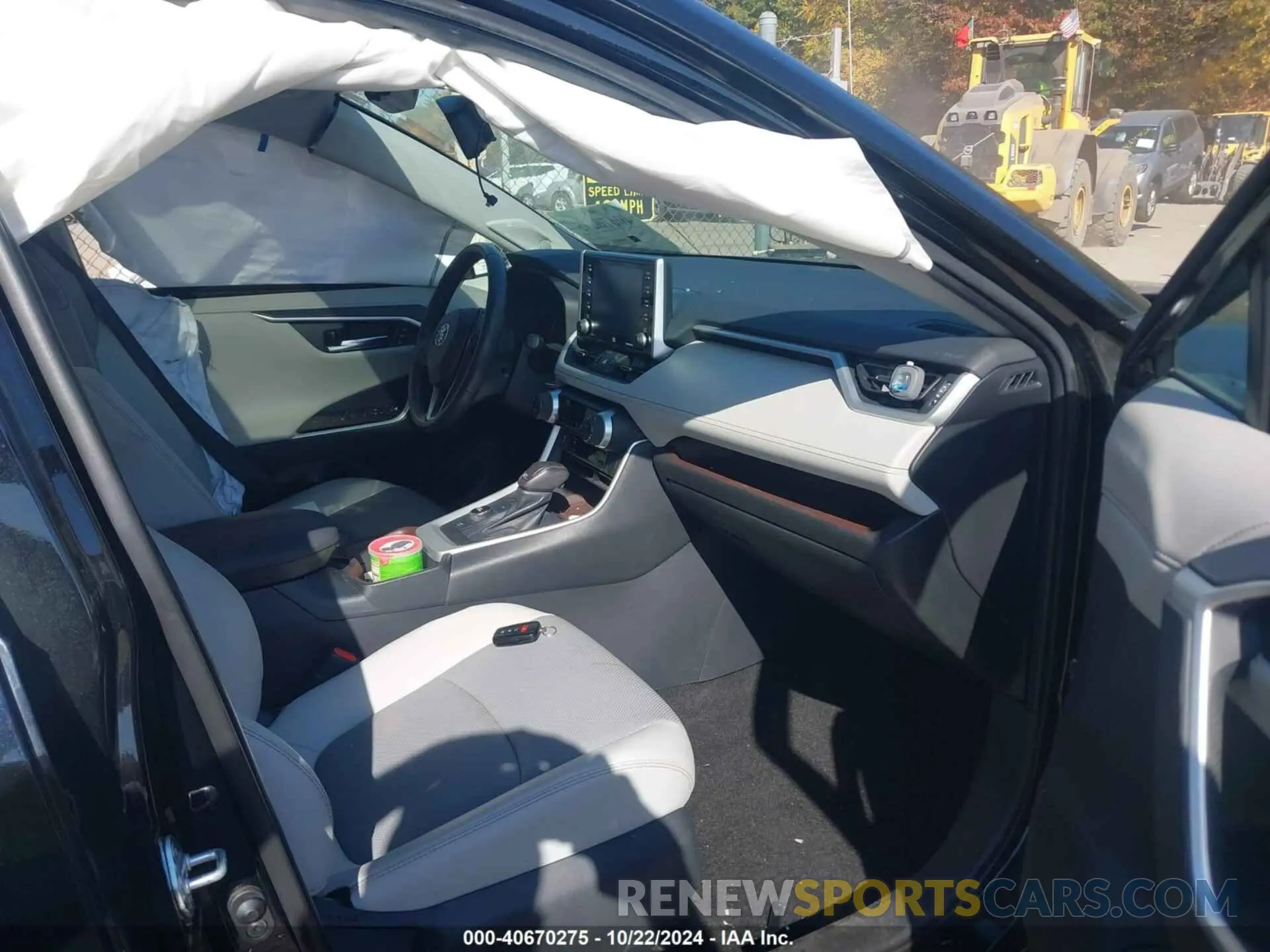 5 fotografías del automóvil dañado 2T3DWRFV9KW029034 TOYOTA RAV4 HYBRID 2019