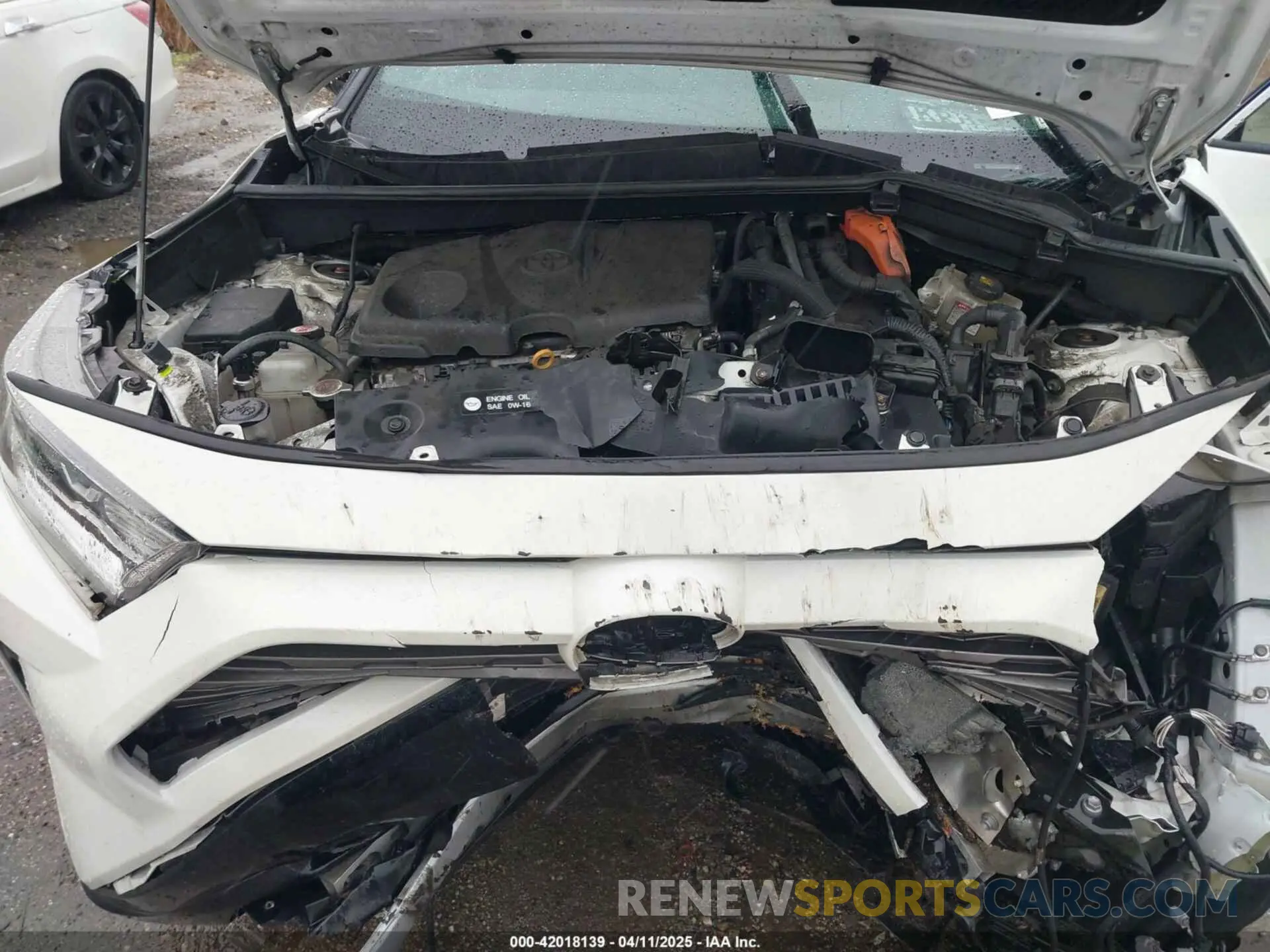 10 fotografías del automóvil dañado 2T3EWRFV7KW033054 TOYOTA RAV4 HYBRID 2019
