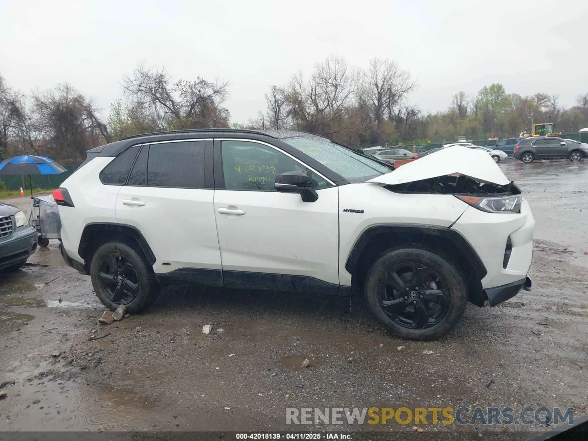 13 fotografías del automóvil dañado 2T3EWRFV7KW033054 TOYOTA RAV4 HYBRID 2019