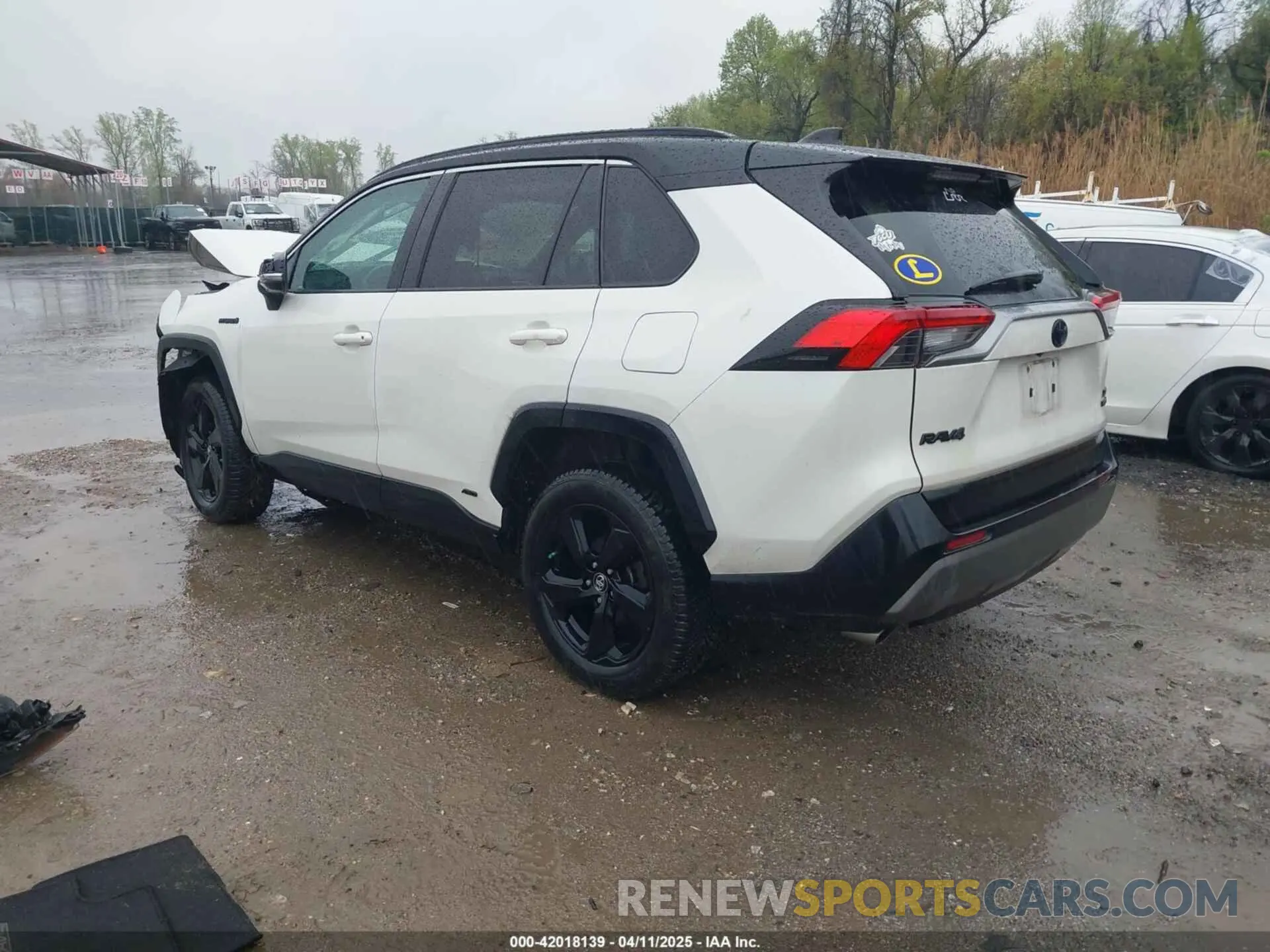 3 fotografías del automóvil dañado 2T3EWRFV7KW033054 TOYOTA RAV4 HYBRID 2019