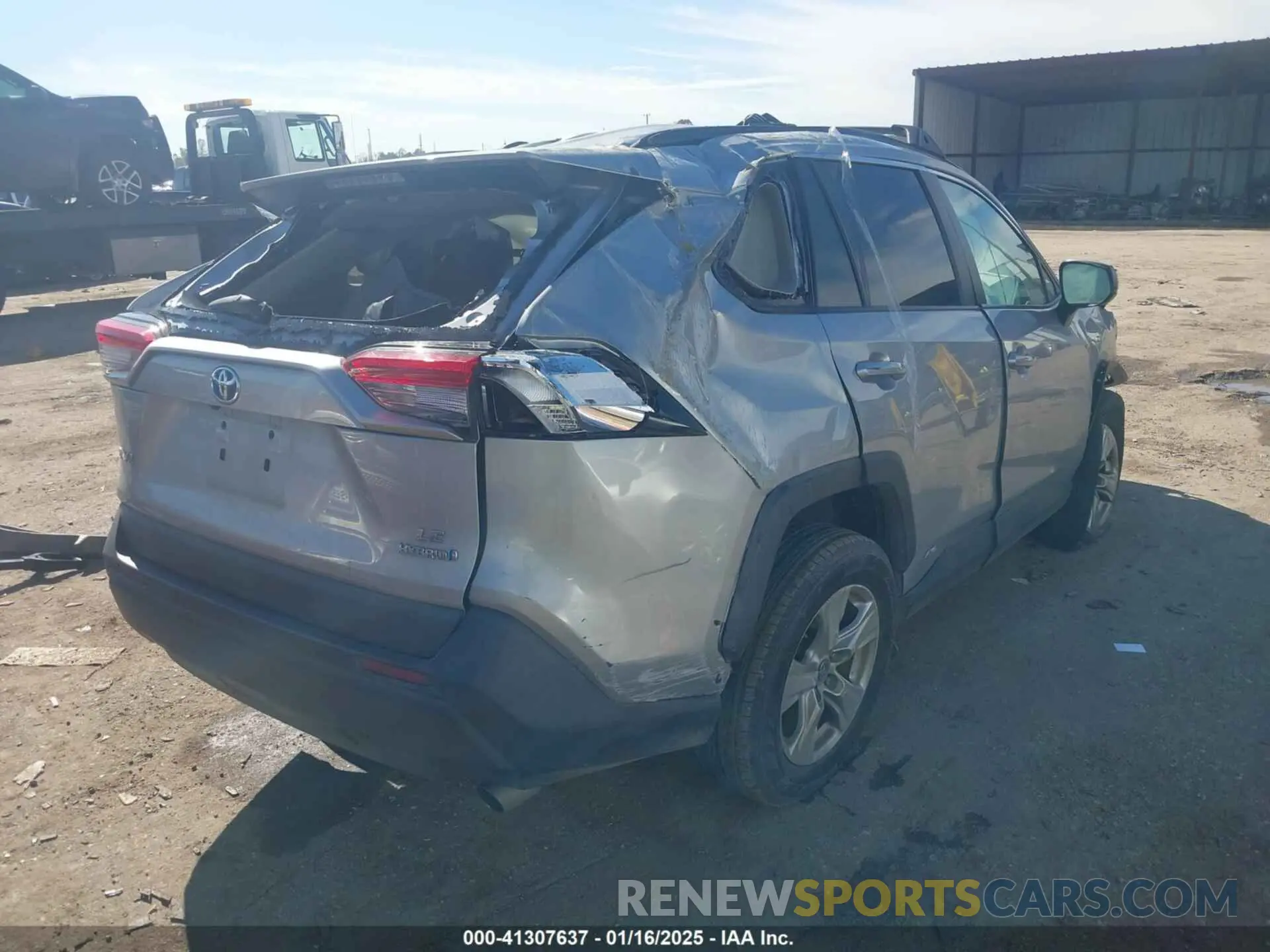 4 fotografías del automóvil dañado 2T3LWRFV2KW029517 TOYOTA RAV4 HYBRID 2019