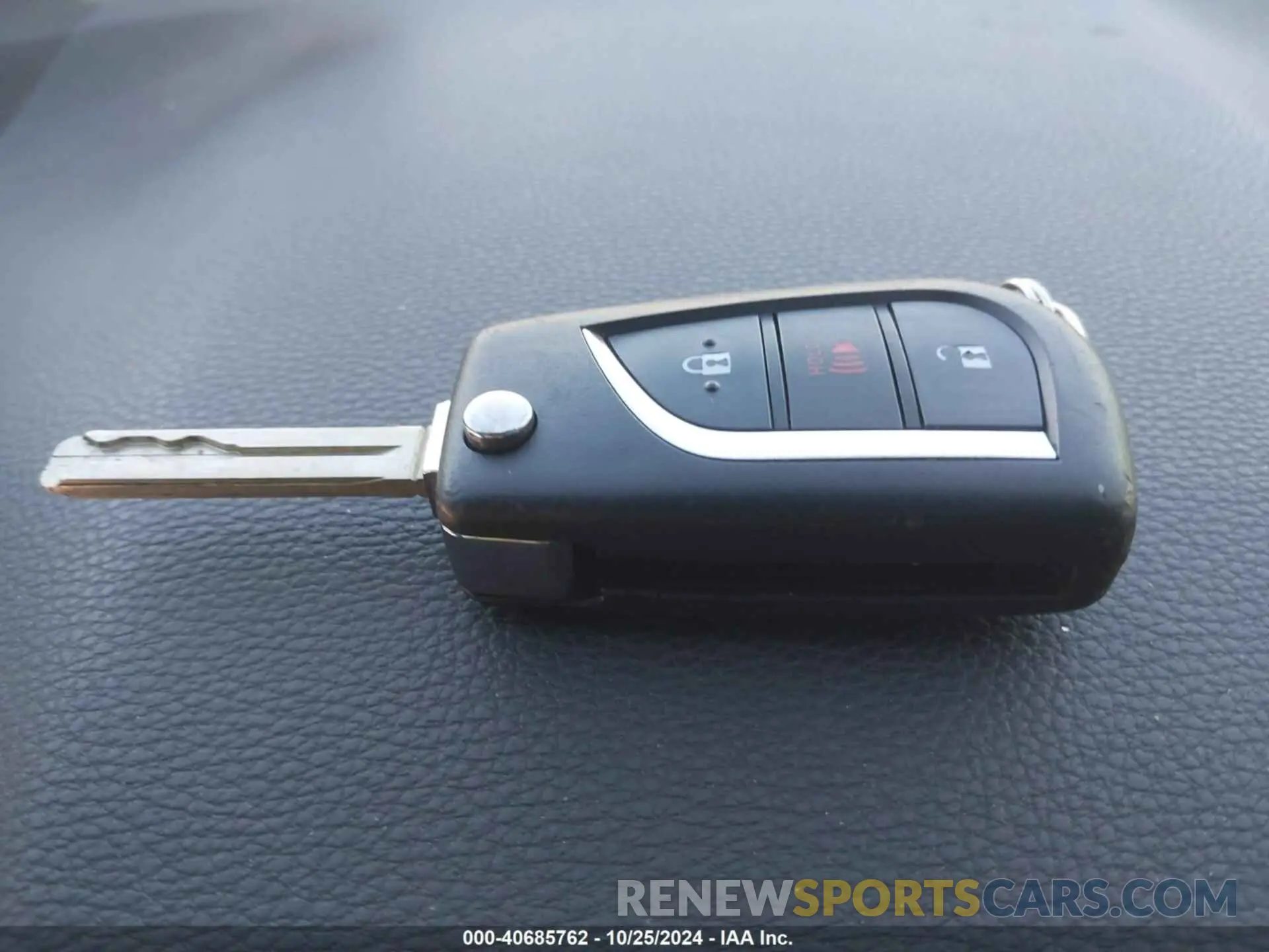 11 fotografías del automóvil dañado 2T3MWRFV1KW025477 TOYOTA RAV4 HYBRID 2019