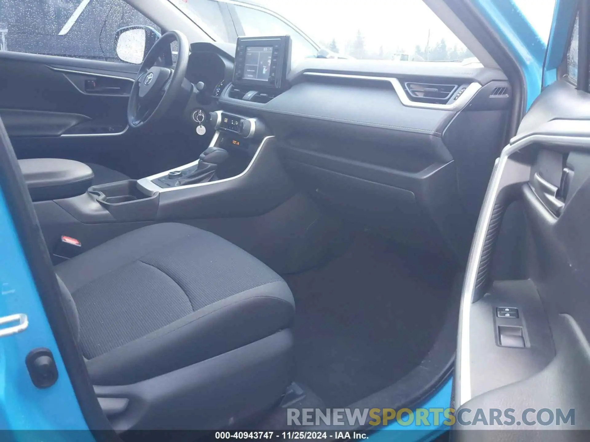 5 fotografías del automóvil dañado 2T3MWRFV4KW036683 TOYOTA RAV4 HYBRID 2019