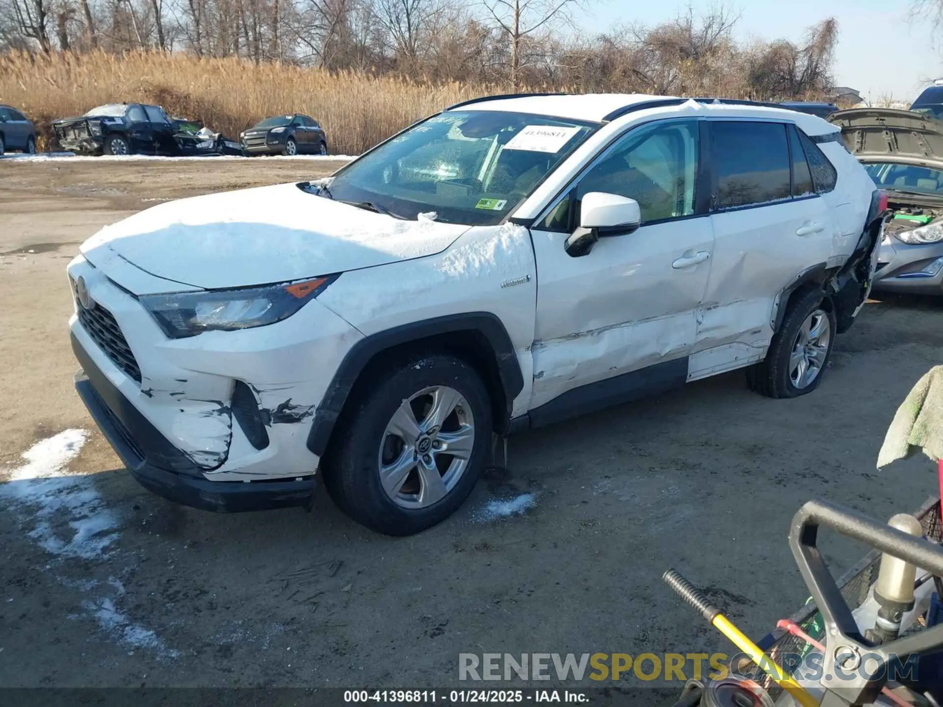 2 fotografías del automóvil dañado 2T3MWRFV6KW003233 TOYOTA RAV4 HYBRID 2019